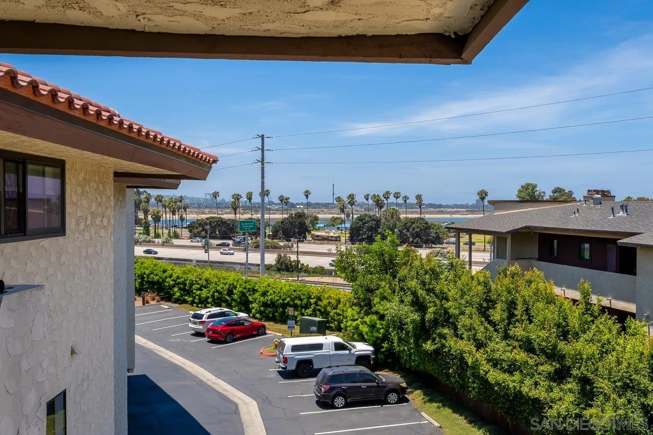 Photo #16: 250044438 Listing: Photo #16