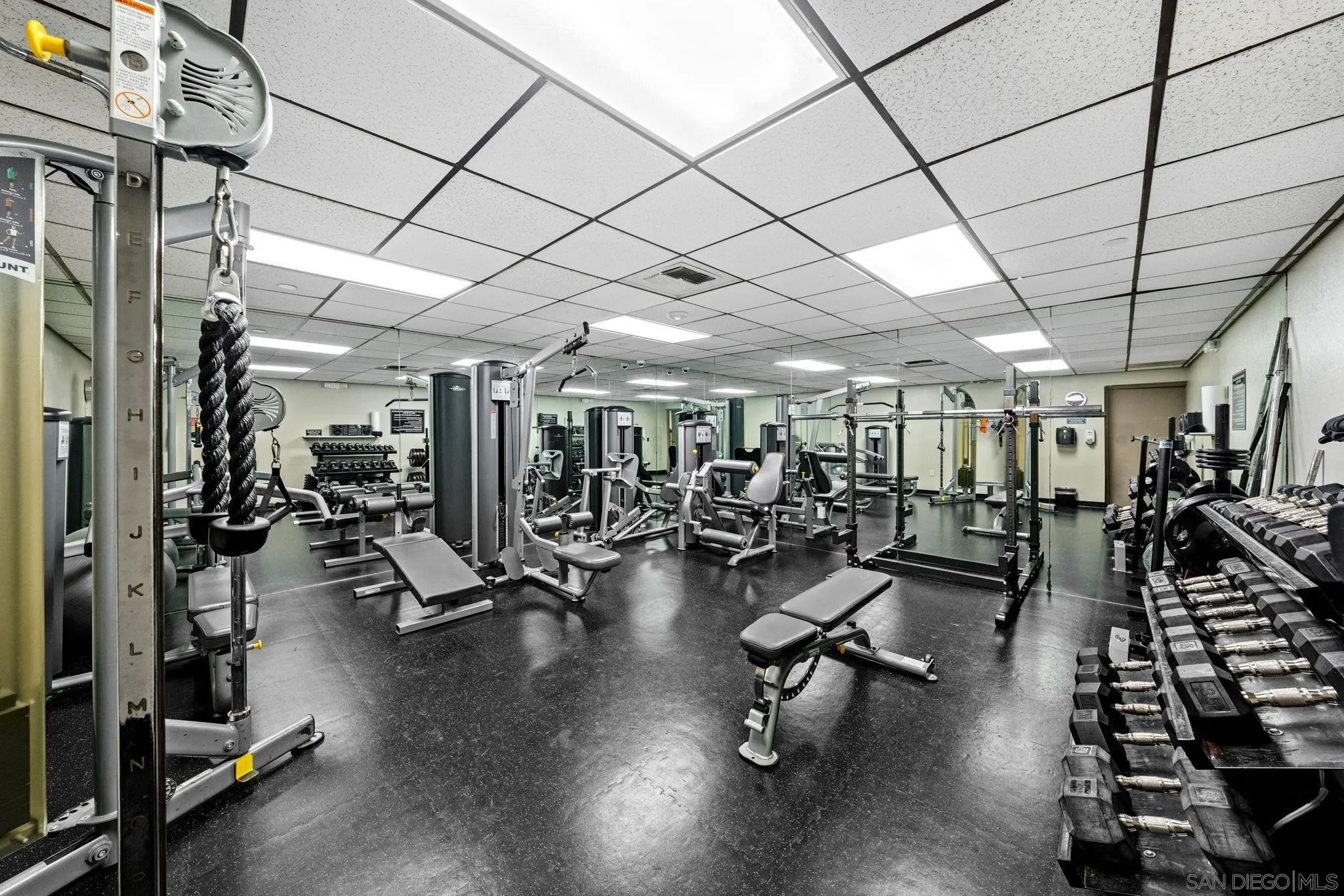 https://cdn.realtyfeed.com/cdn/127/250044443/455ad90809b55d7e882fb6b294ab4817.webp