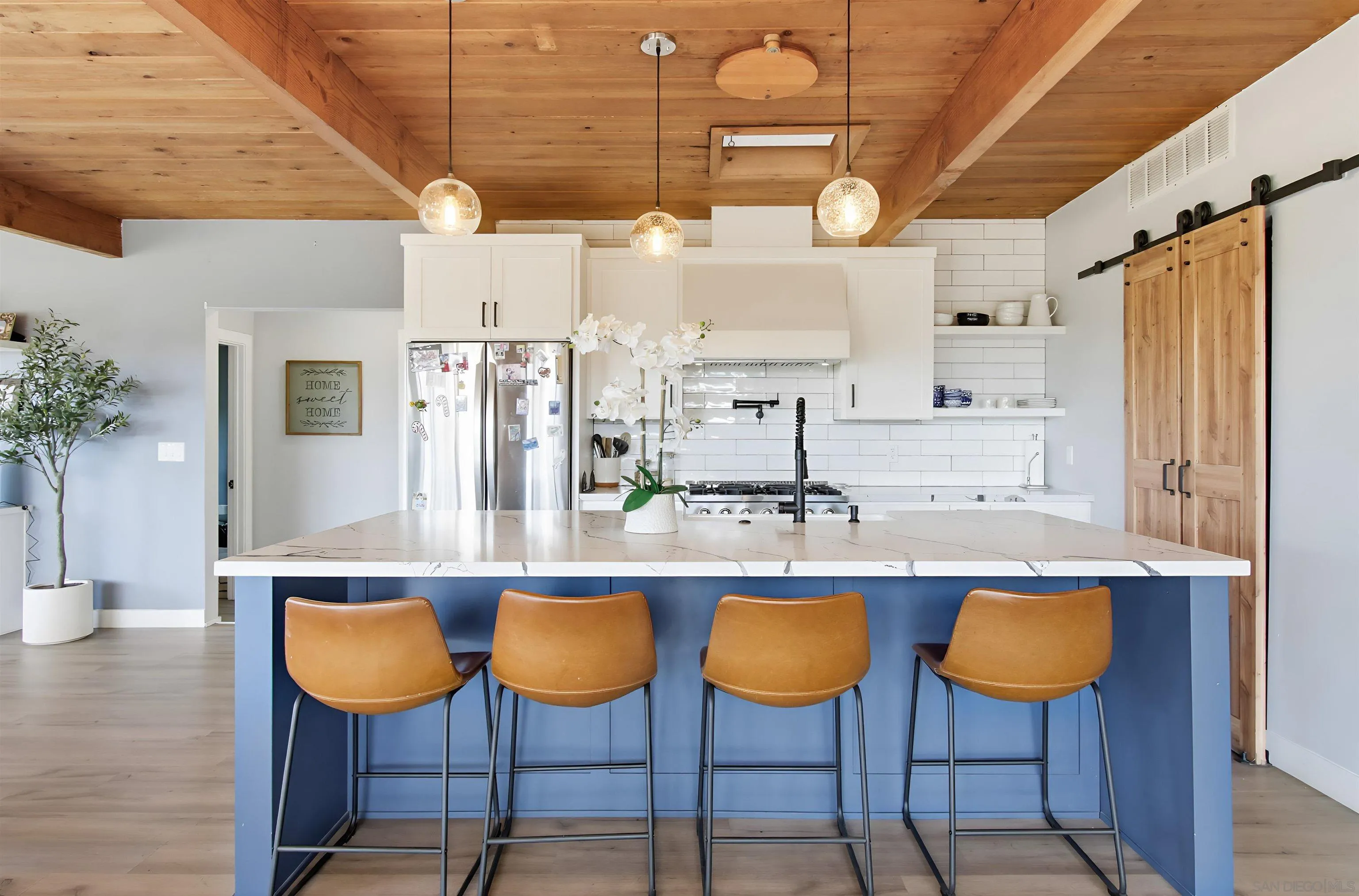 https://cdn.realtyfeed.com/cdn/127/250044455/73a0266278ce2c0b3ed7b29faf19a14f.webp