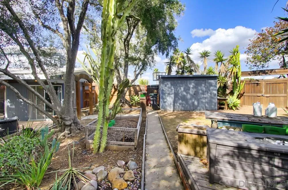 https://cdn.realtyfeed.com/cdn/127/250044455/f70e271b50374fdb57e8af92144fd5de.webp