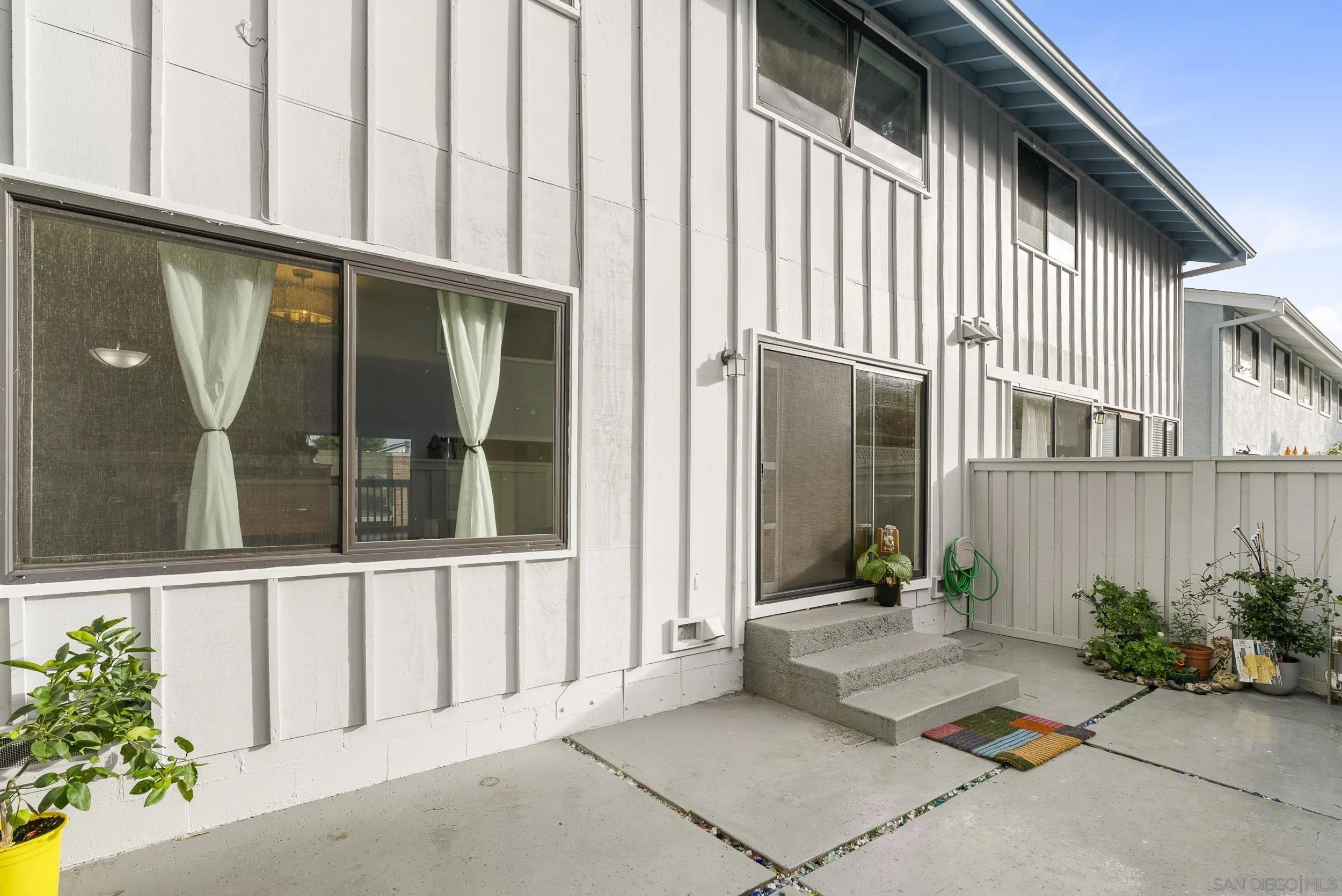https://cdn.realtyfeed.com/cdn/127/250044464/0f699323debc56315283484f7fefb776.webp