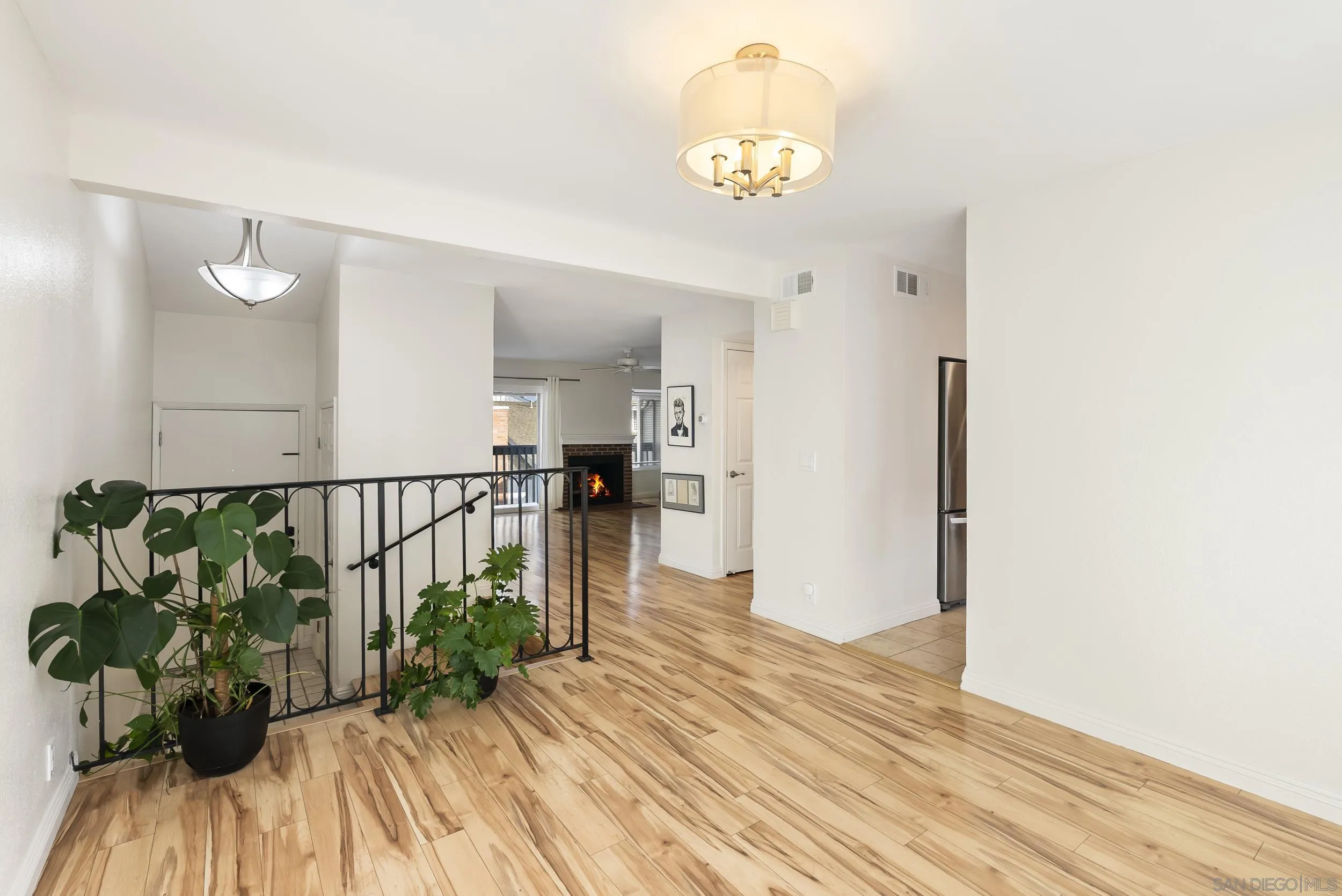 https://cdn.realtyfeed.com/cdn/127/250044464/325e0475983ea4006f73262f73d30885.webp