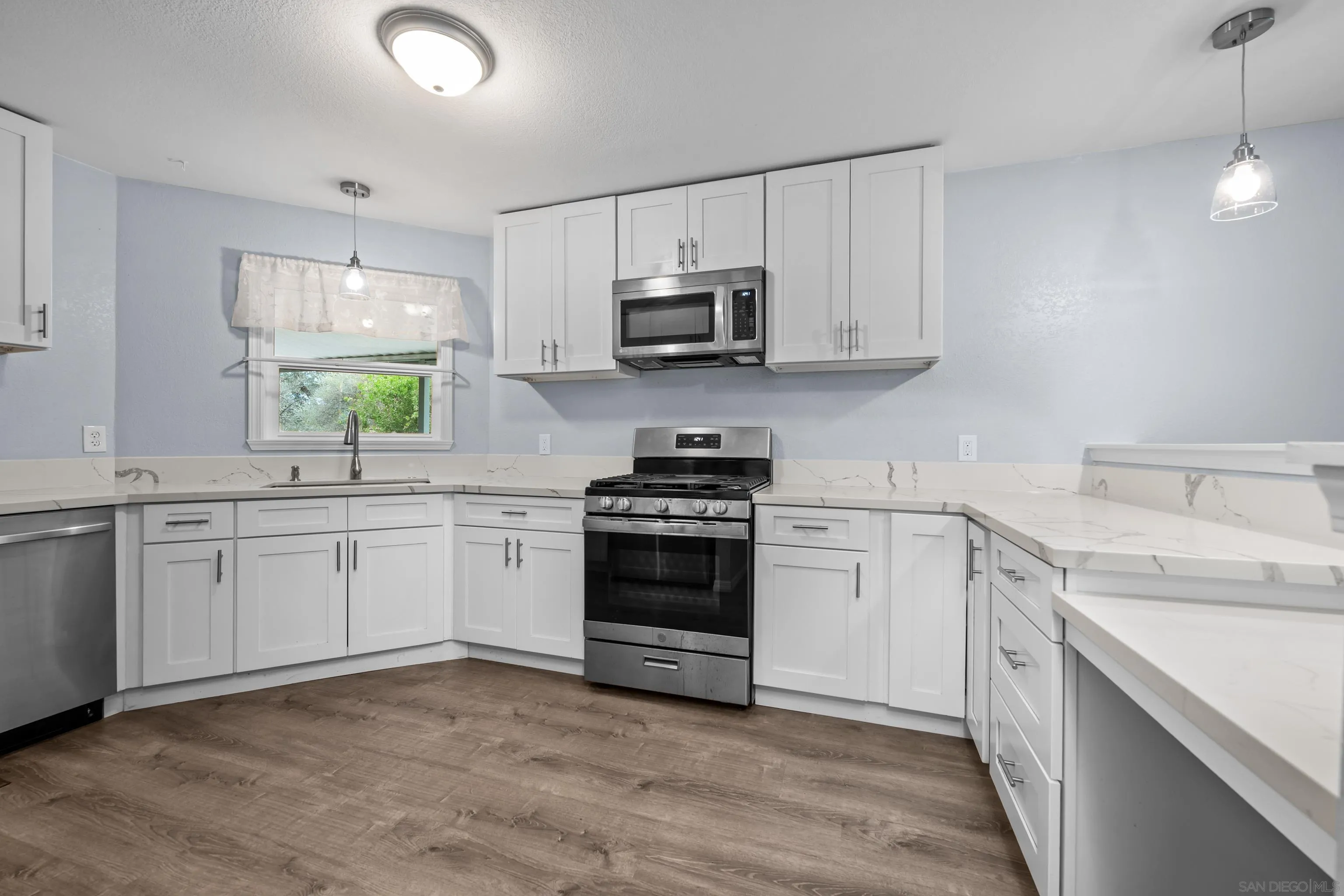 https://cdn.realtyfeed.com/cdn/127/250044465/4a4368690ee44002699506adcd77f5d0.webp