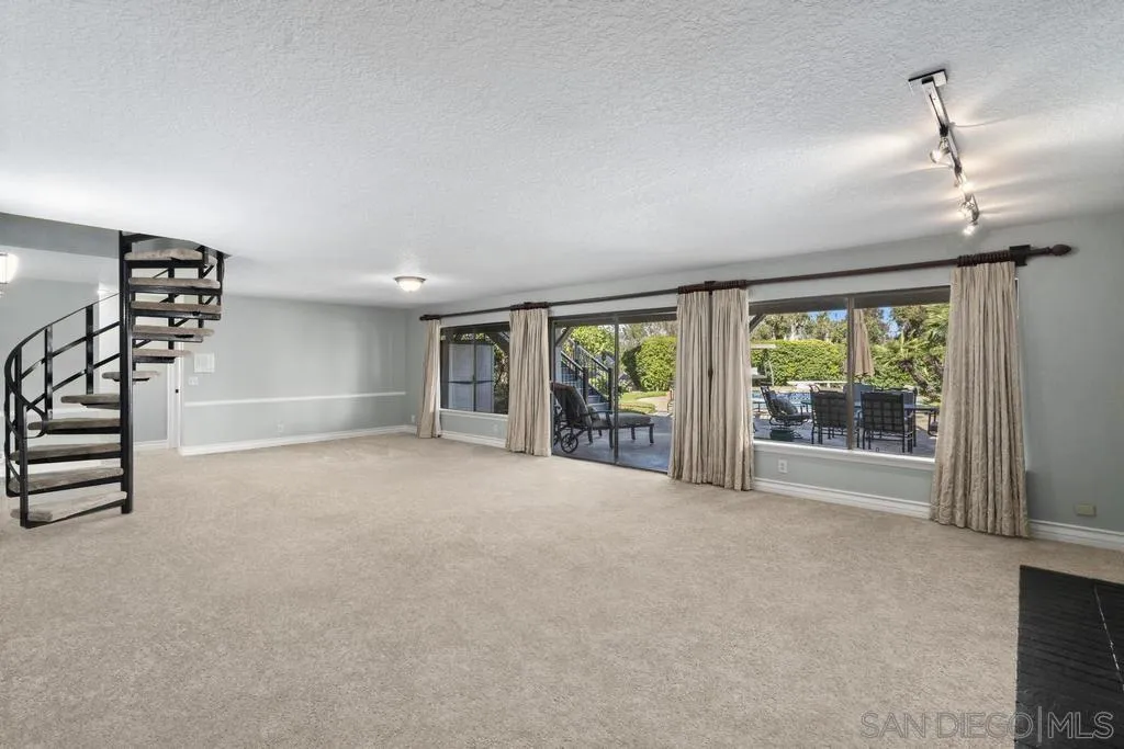 https://cdn.realtyfeed.com/cdn/127/250044470/8997c94cb21dd2568ee053b349c007dd.webp
