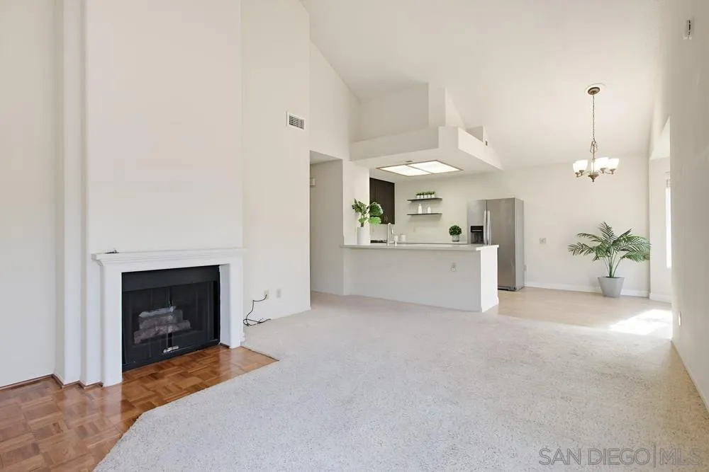 Photo #4: 250044475 Listing: Photo #4