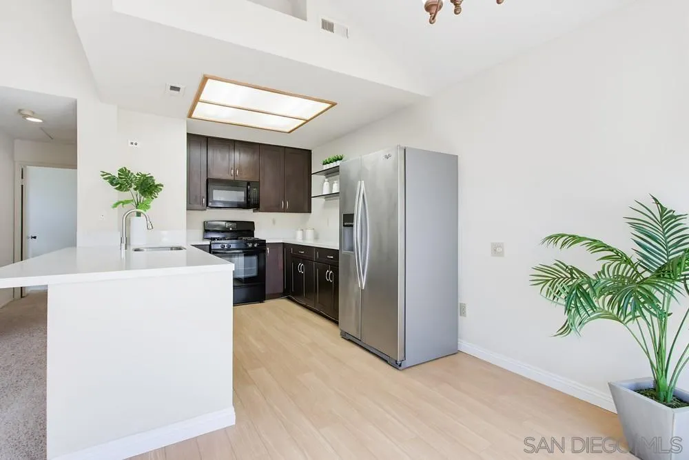 Photo #9: 250044475 Listing: Photo #9