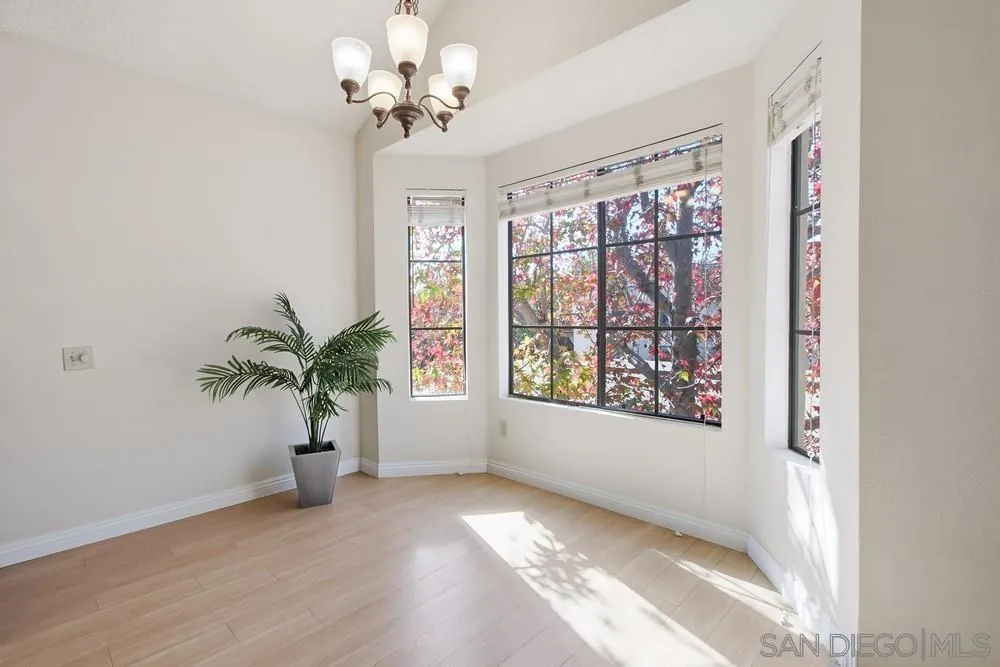 Photo #11: 250044475 Listing: Photo #11