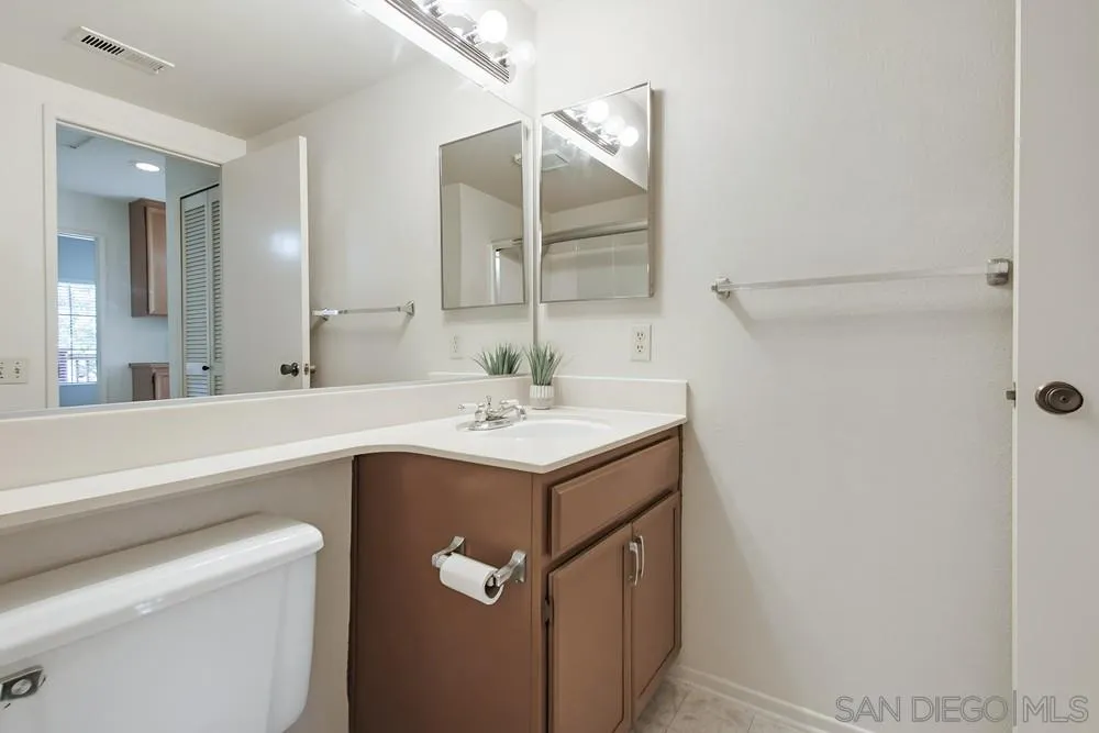 Photo #19: 250044475 Listing: Photo #19