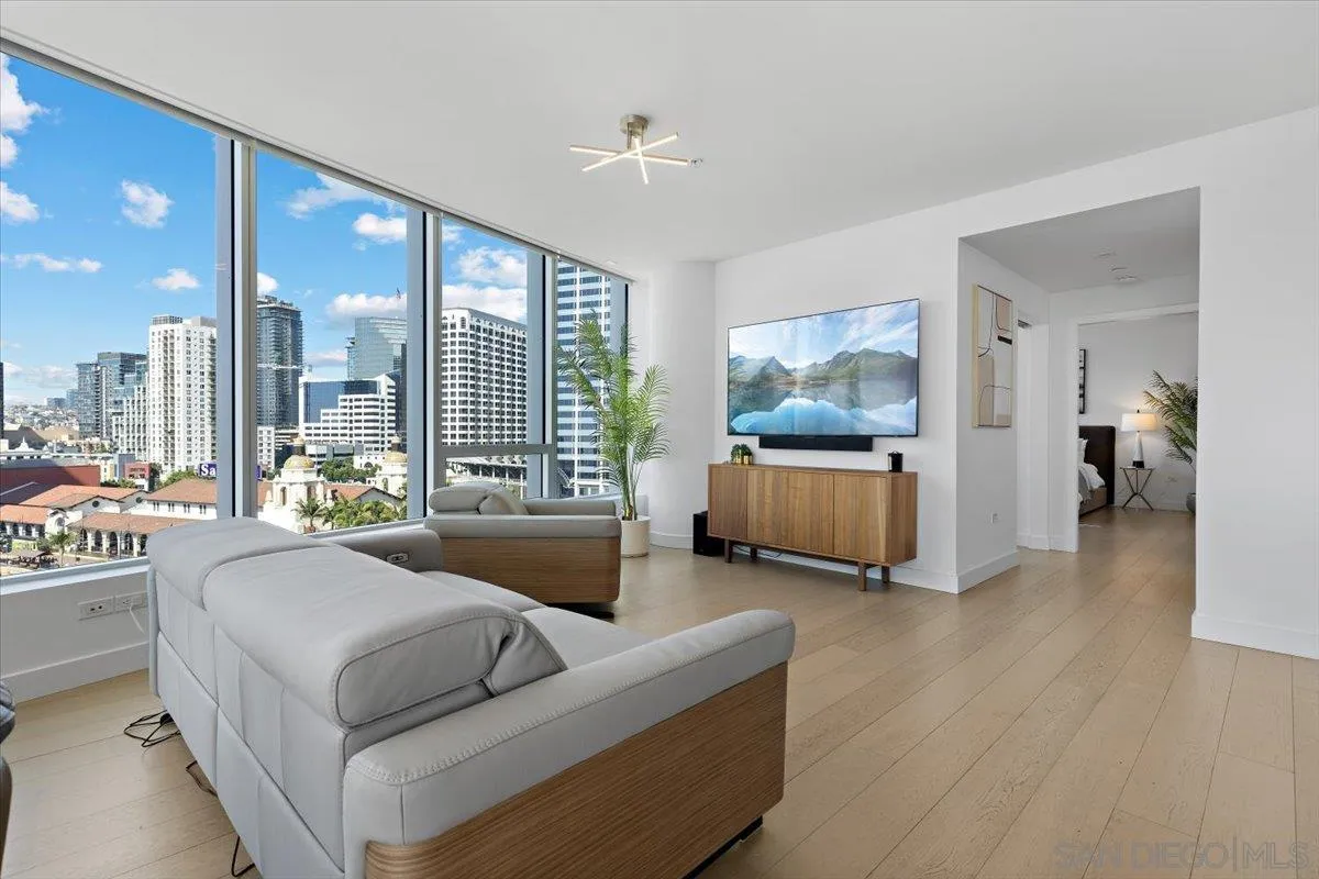 Photo #12: 250044479 Listing: Photo #12