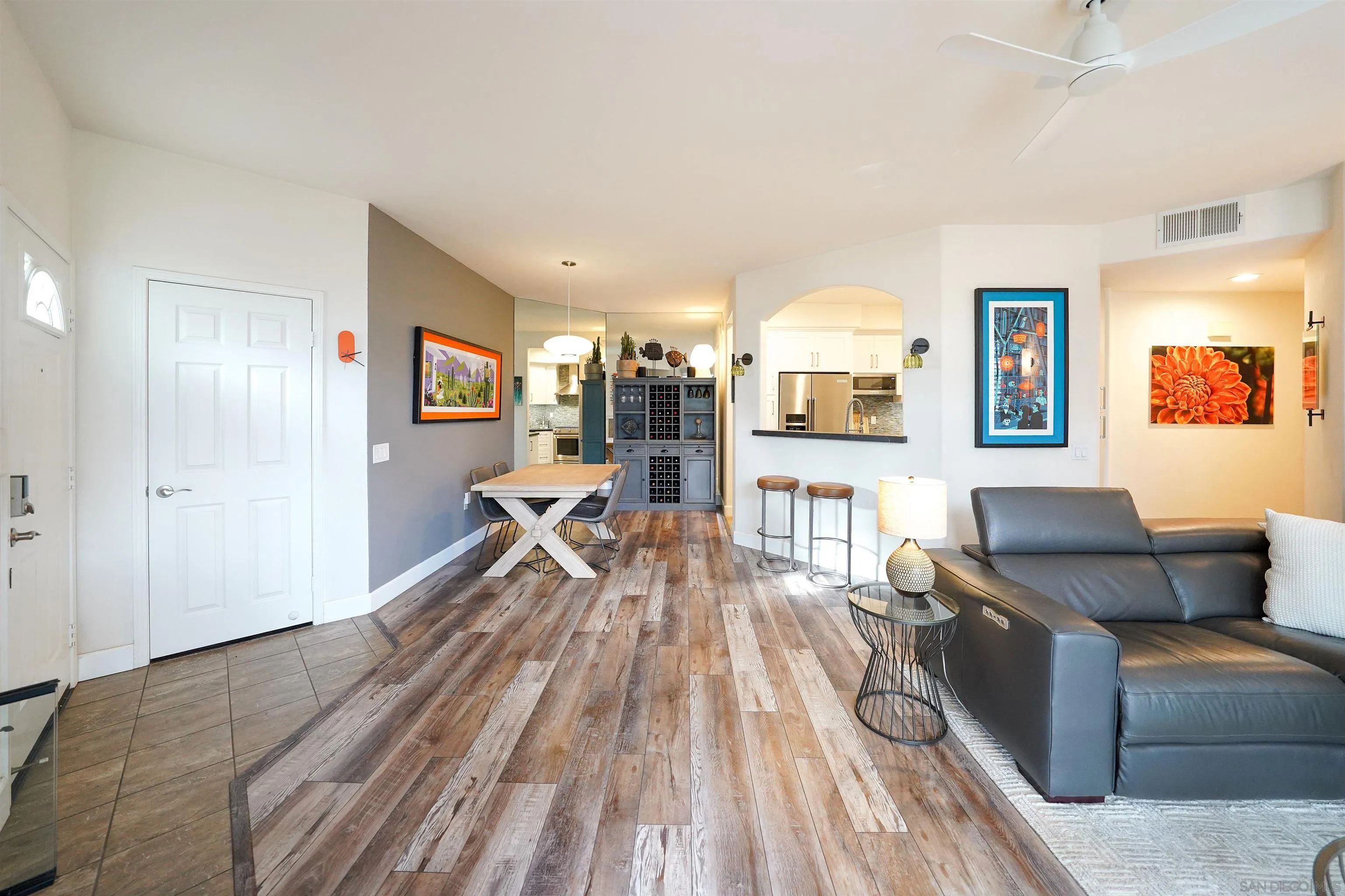 Photo #2: 250044491 Listing: Photo #2