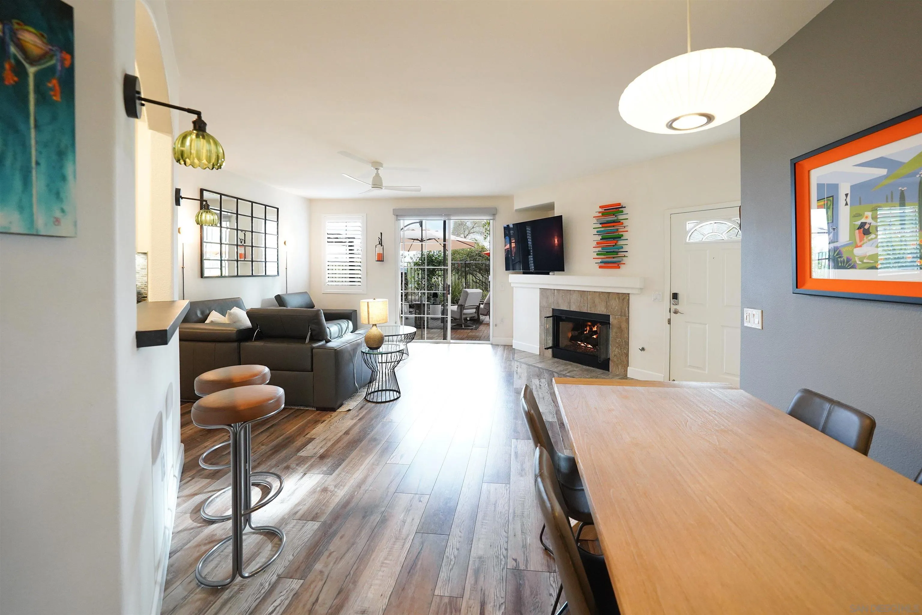 Browse active condo listings in CARMEL MOUNTAIN RANCH