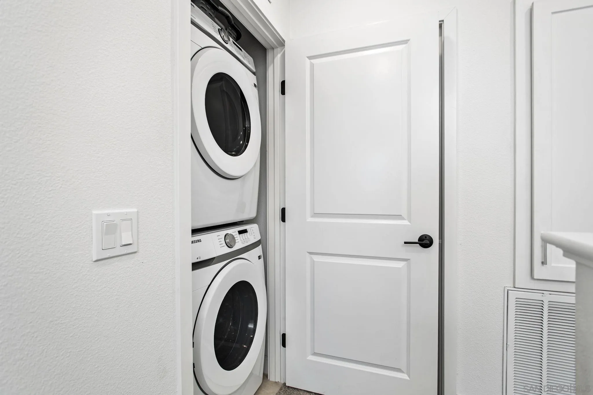 Photo #16: 250044492 Listing: Photo #16