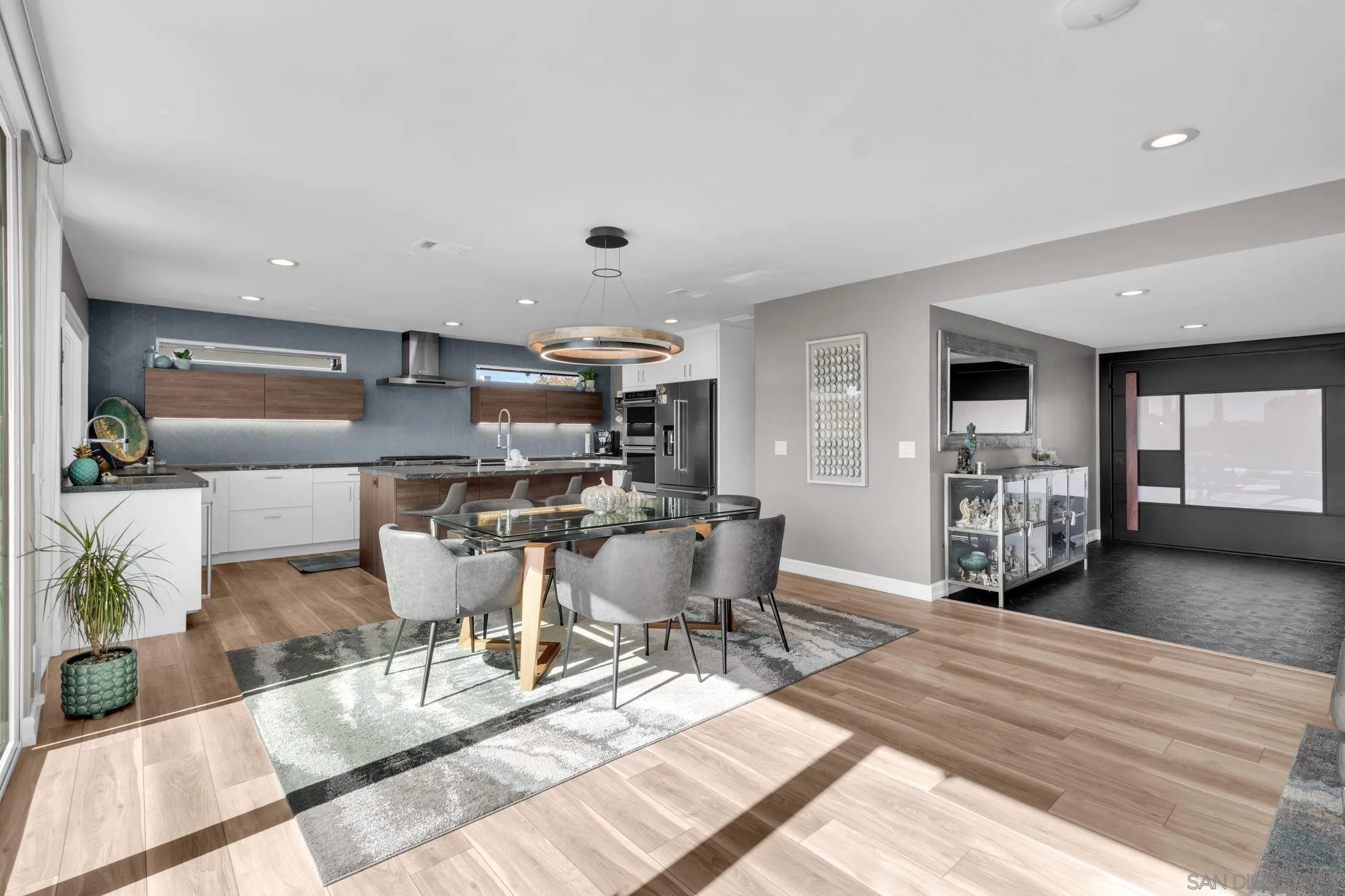 https://cdn.realtyfeed.com/cdn/127/250044502/2c578244ac8d191271def17283995c68.webp