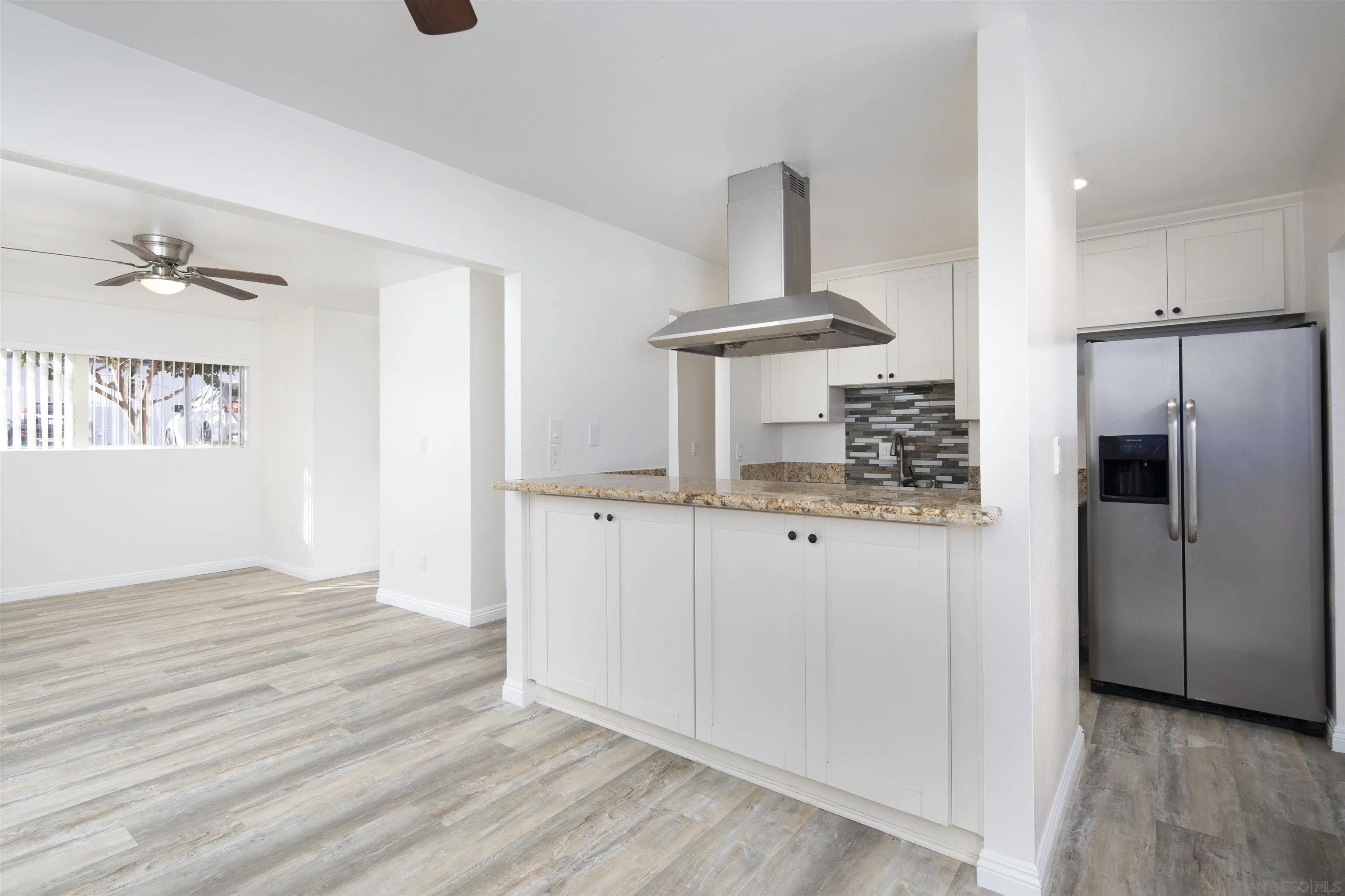 Photo #11: 250044519 Listing: Photo #11