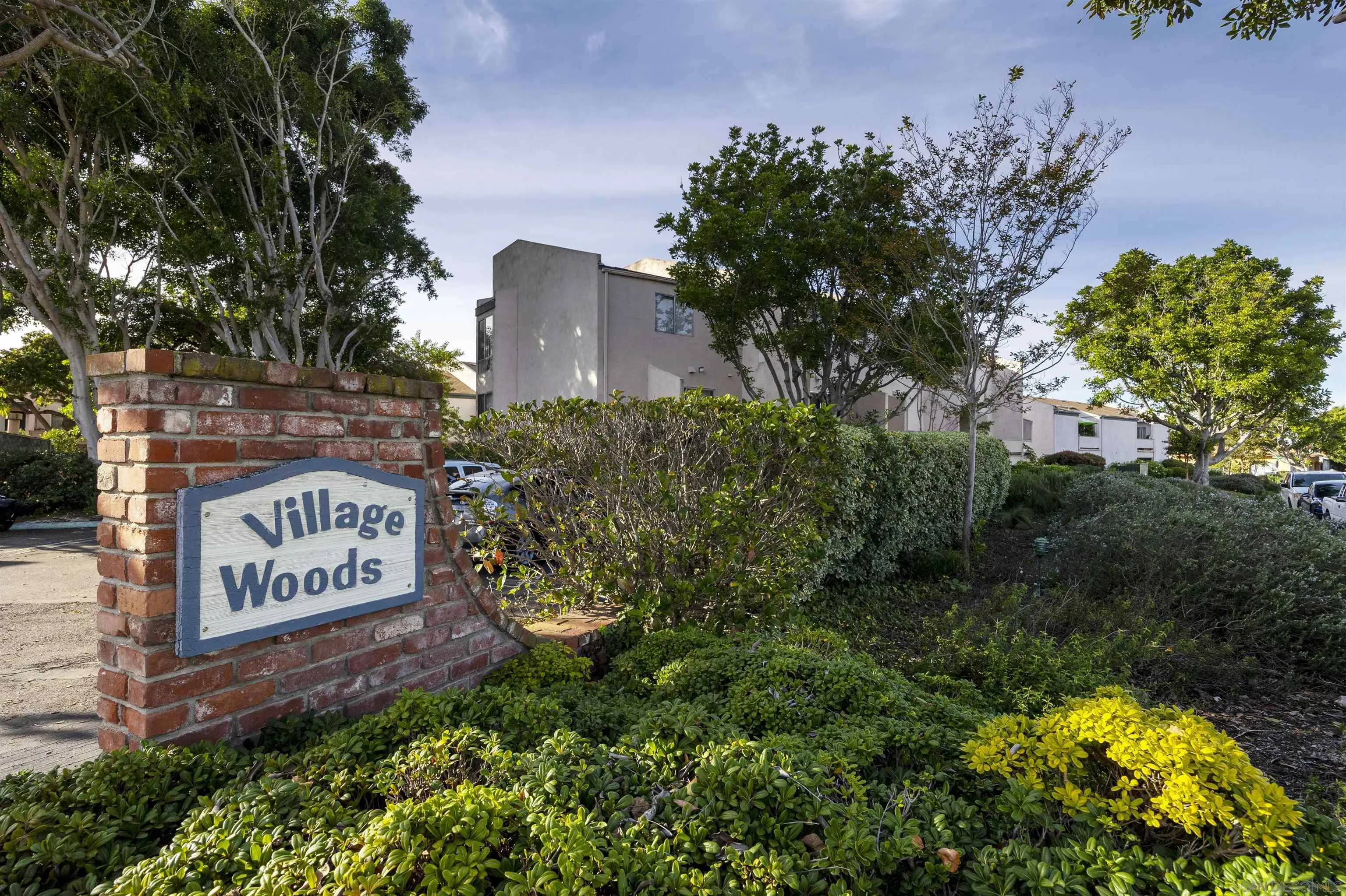 Photo #2: 250044519 Listing: Photo #2