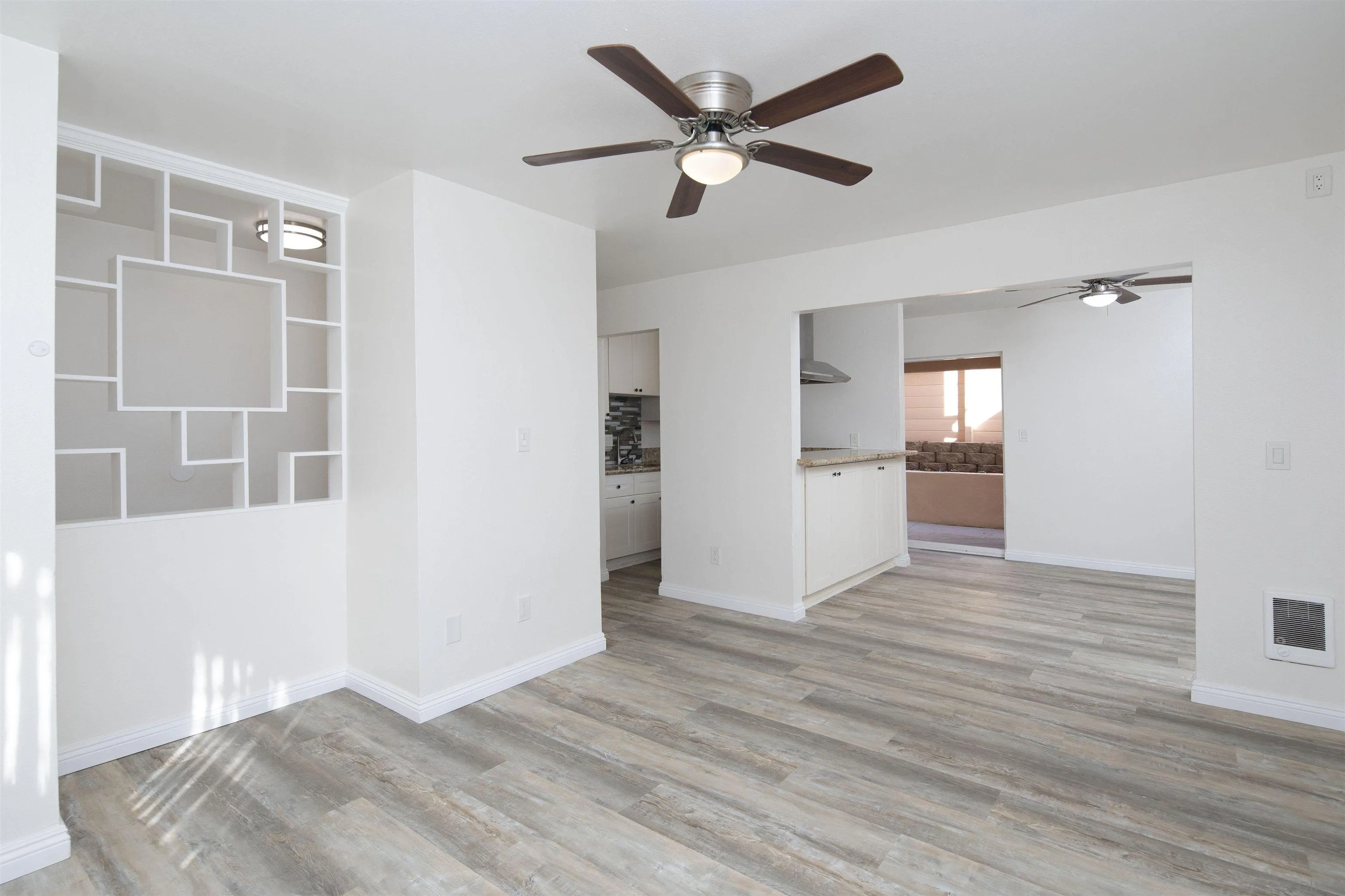 Photo #7: 250044519 Listing: Photo #7