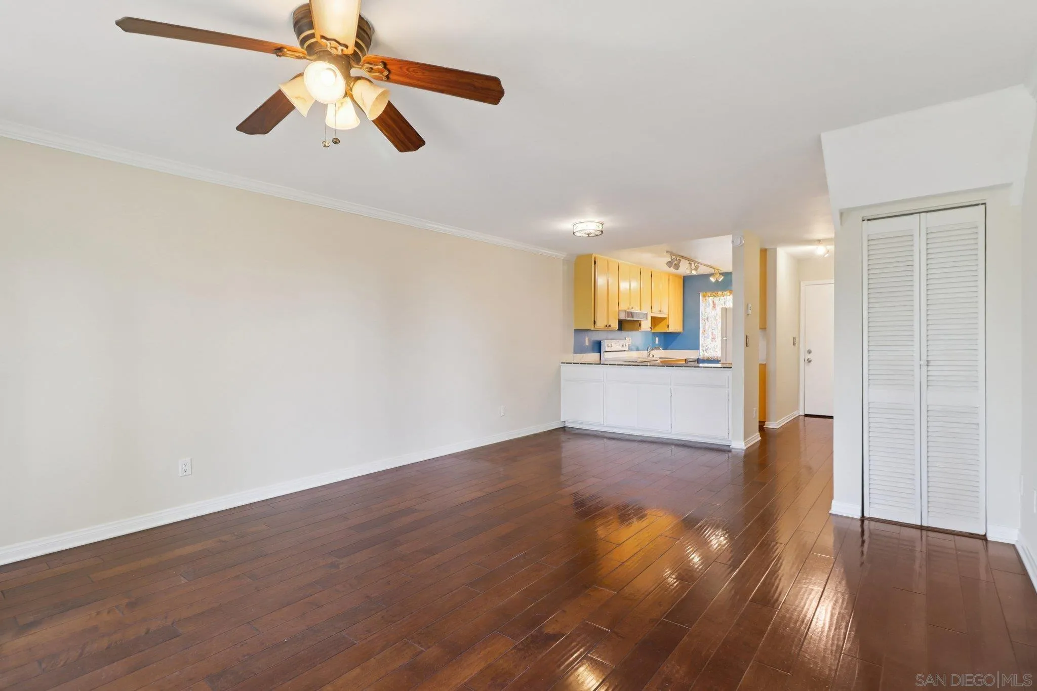 https://cdn.realtyfeed.com/cdn/127/250044523/67287a920276a6284f5222b40f8669ad.webp