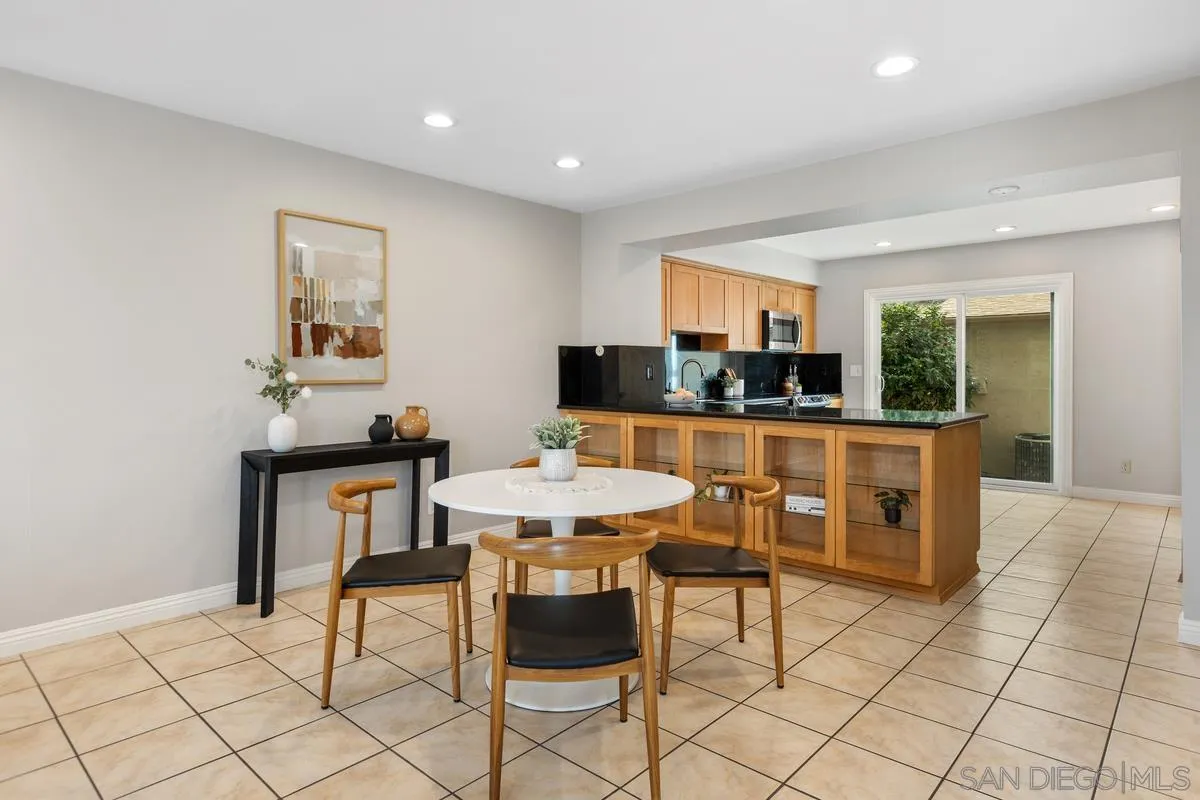 Photo #6: 250044524 Listing: Photo #6