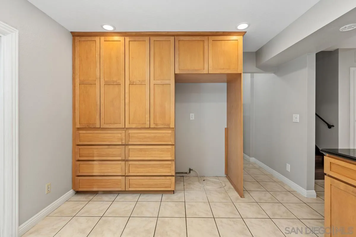 Photo #12: 250044524 Listing: Photo #12