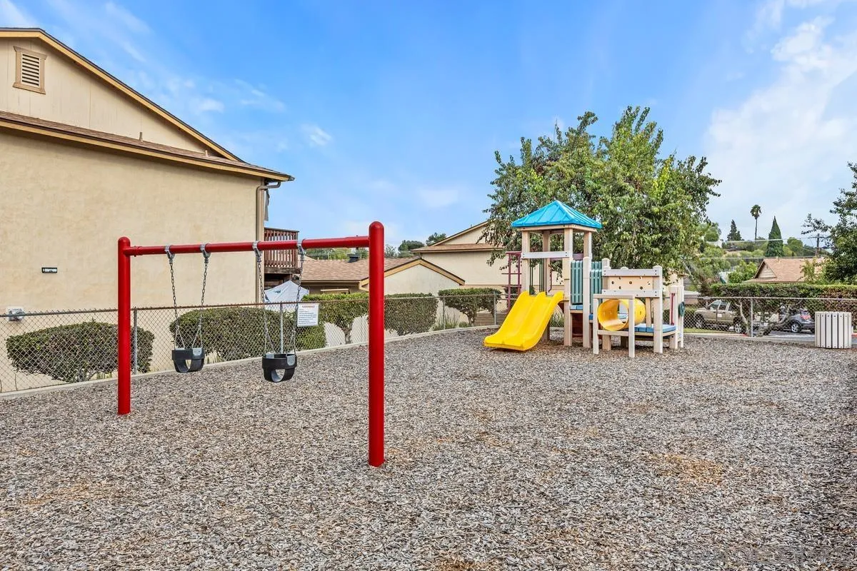 Photo #34: 250044524 Listing: Photo #34