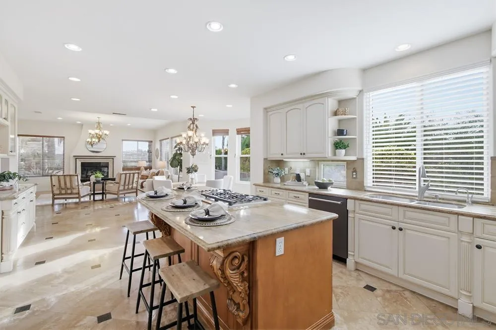 https://cdn.realtyfeed.com/cdn/127/250044529/1d54acb26afccef8c9dd3ce00c9ea7d7.webp