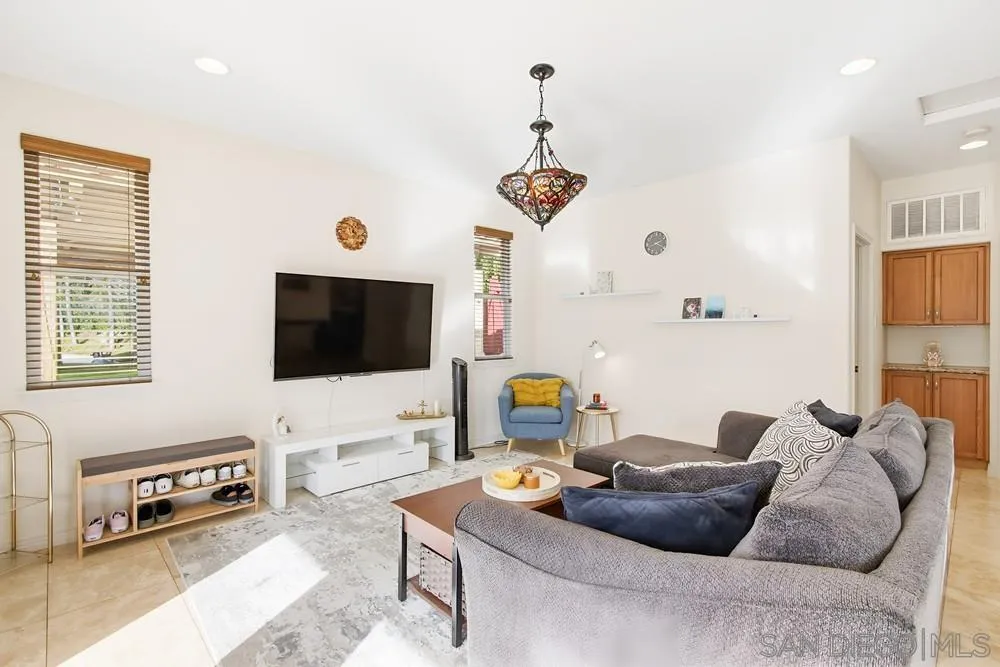https://cdn.realtyfeed.com/cdn/127/250044529/30626a395fb483e8182531e894ec8f4a.webp