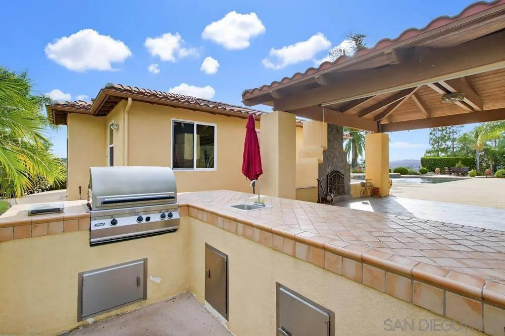 https://cdn.realtyfeed.com/cdn/127/250044529/7d730bb119ad31fcfad16c79e3433036.webp