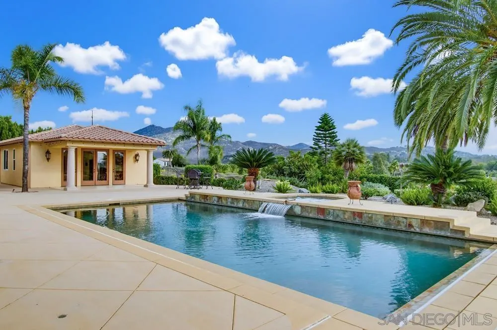 https://cdn.realtyfeed.com/cdn/127/250044529/a681e2c3f23c181a88303fd6183b63f0.webp