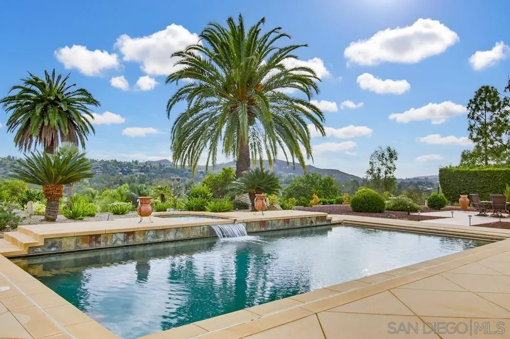 https://cdn.realtyfeed.com/cdn/127/250044529/d7b61154657e0fad6c8033dcbb08b1f6.webp
