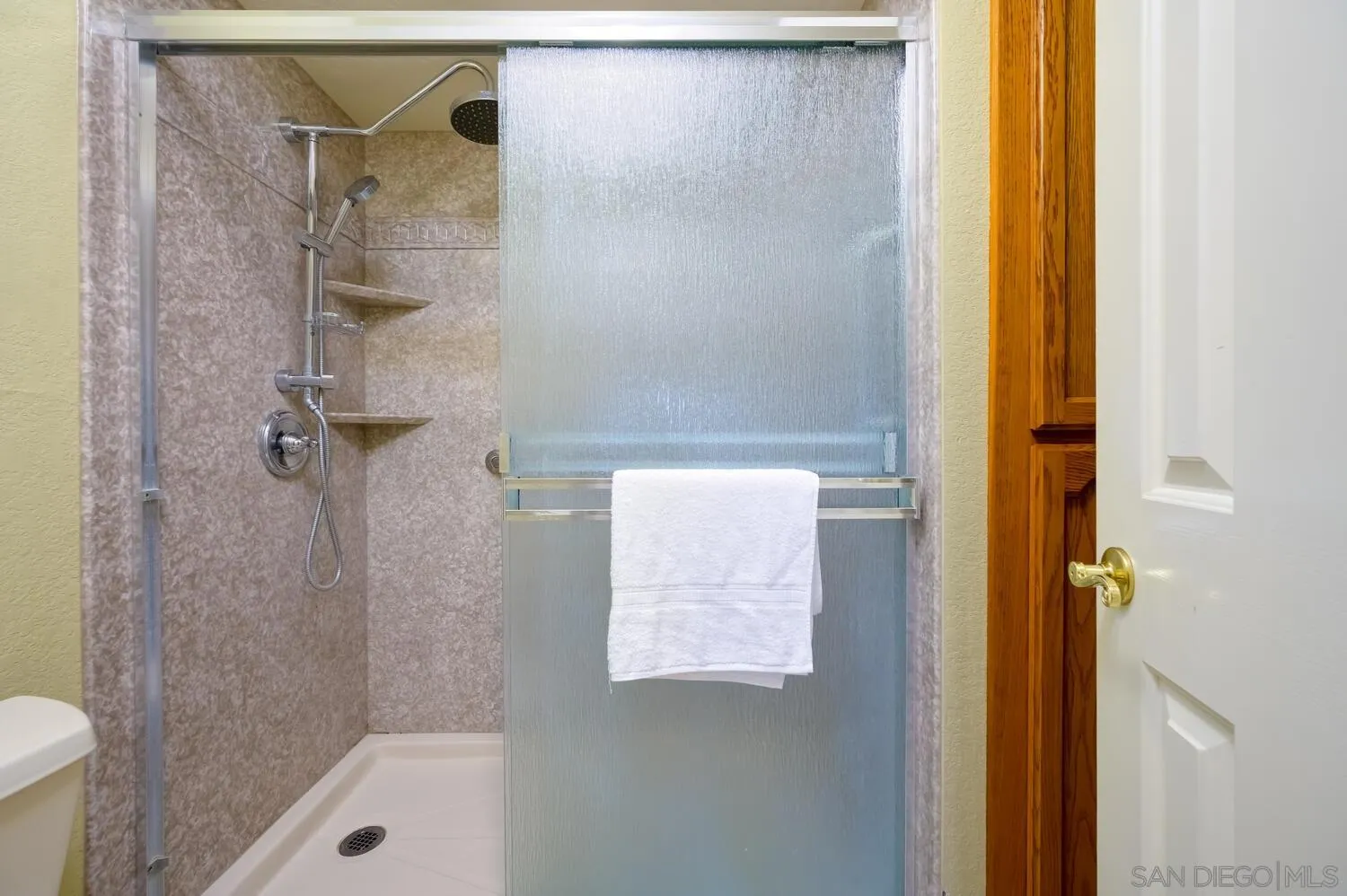 Photo #20: 250044539 Listing: Photo #20