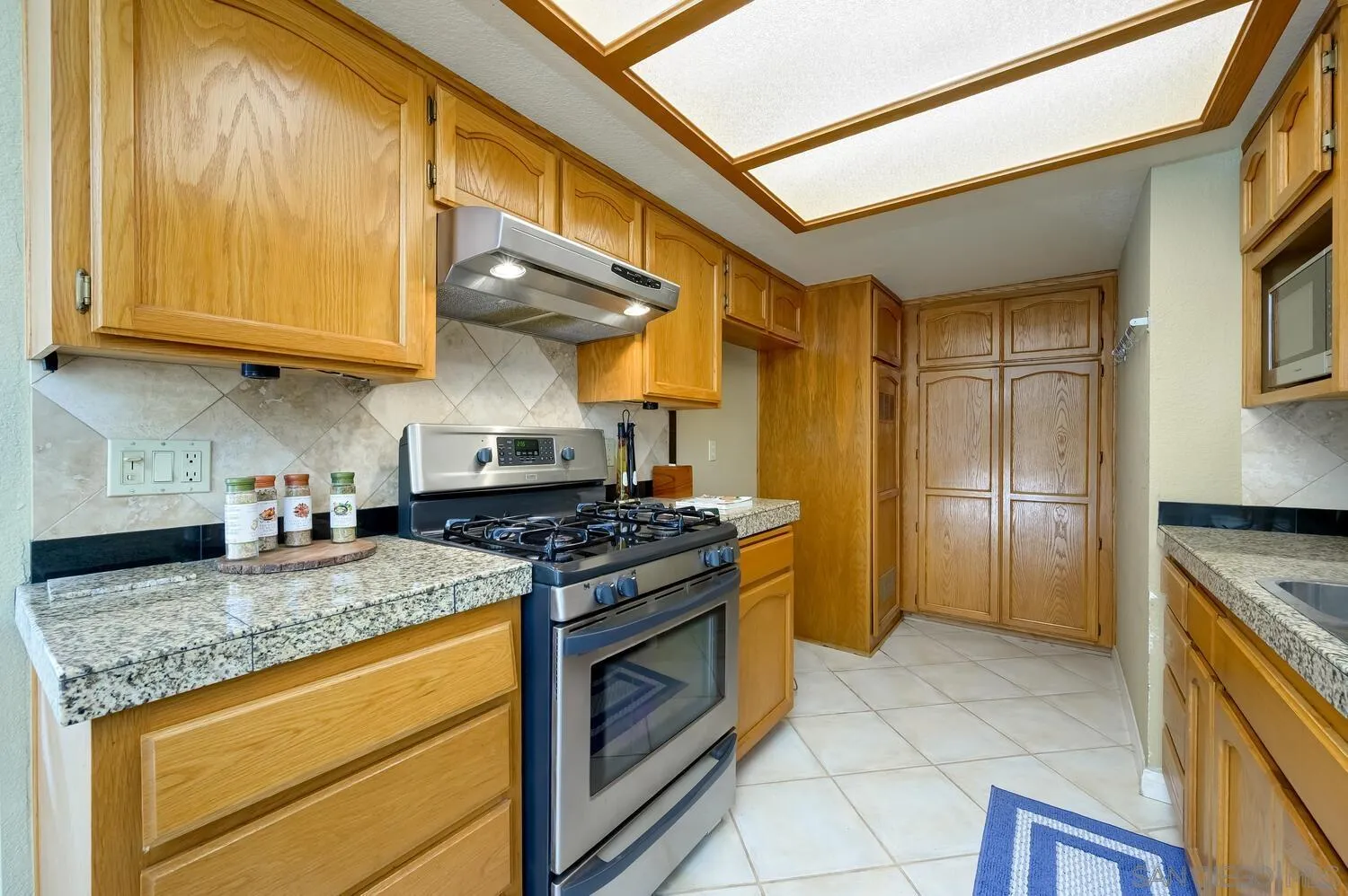 Photo #9: 250044539 Listing: Photo #9