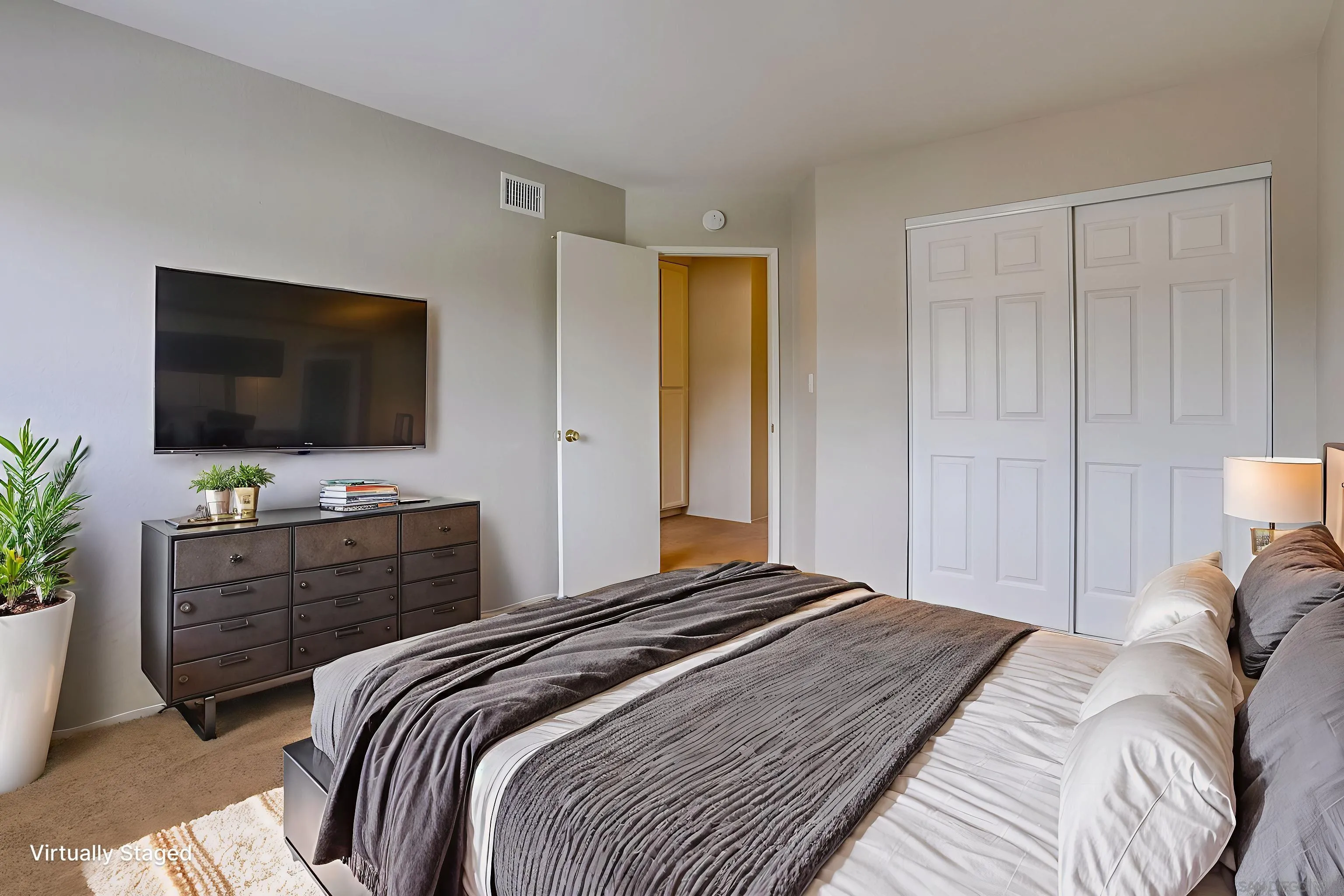 Photo #9: 250044551 Listing: Photo #9