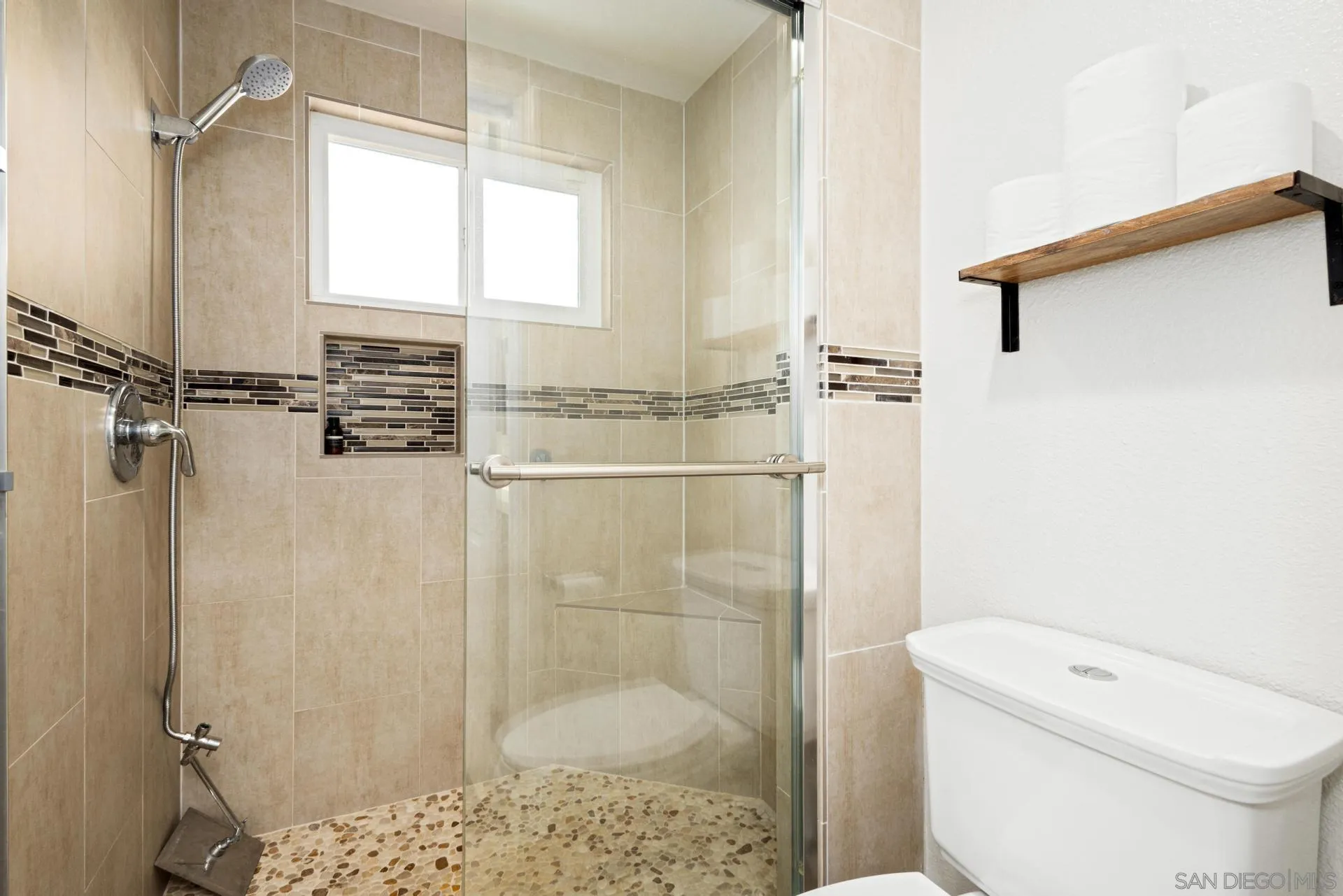 https://cdn.realtyfeed.com/cdn/127/250044553/5685193f702b79a26e782fe8c7419016.webp