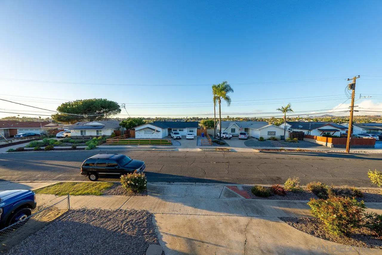 https://cdn.realtyfeed.com/cdn/127/250044555/4faf3b1c2d5d3e133429e7186dfbe66d.webp