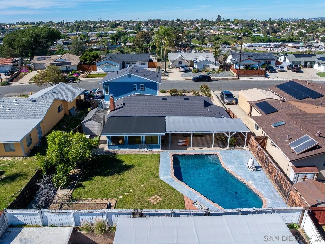 https://cdn.realtyfeed.com/cdn/127/250044555/63e55898219d1c75df3694e82a24085a.webp
