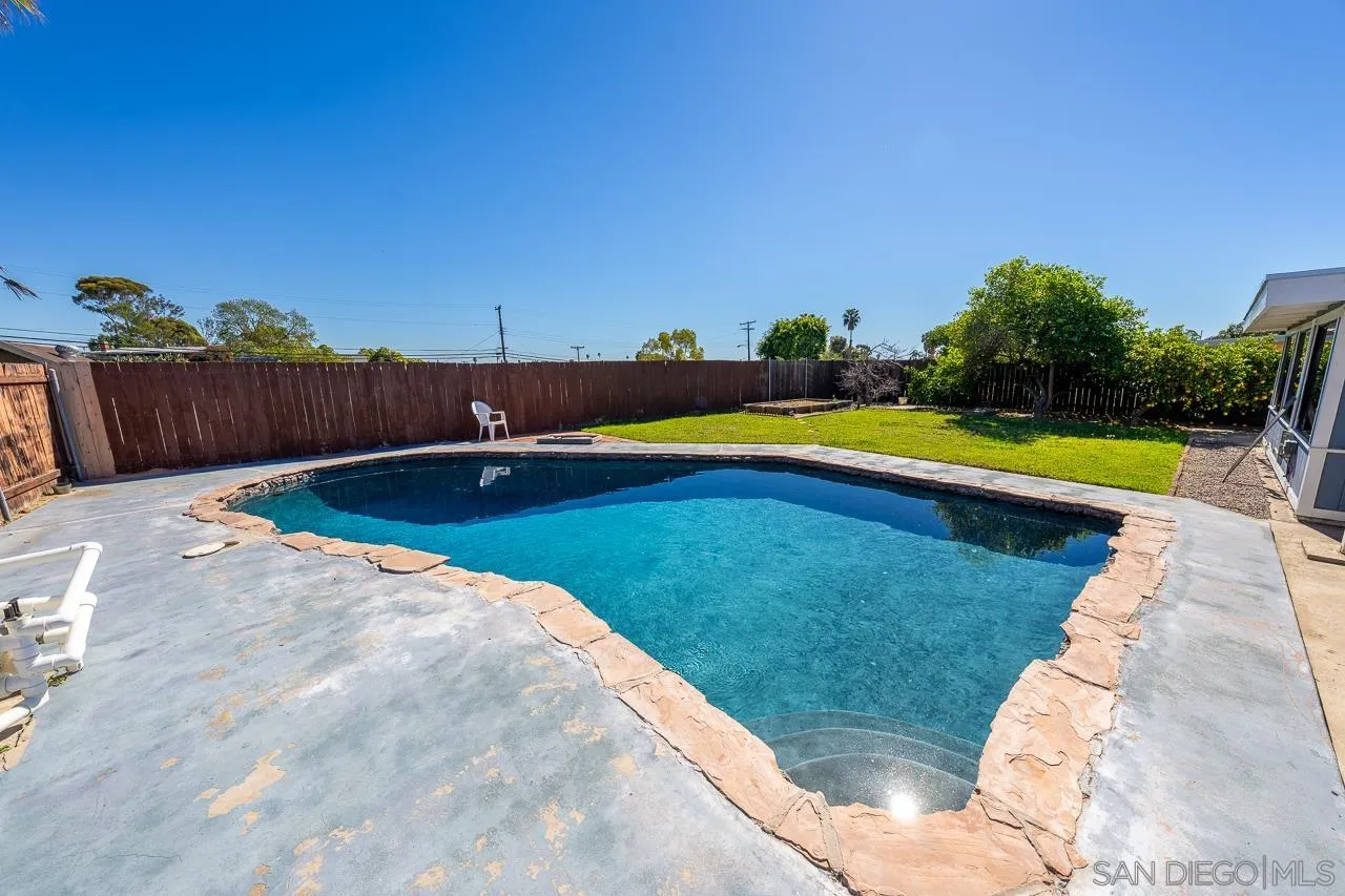 https://cdn.realtyfeed.com/cdn/127/250044555/9152dbc4210acca3d799673b296d56ac.webp