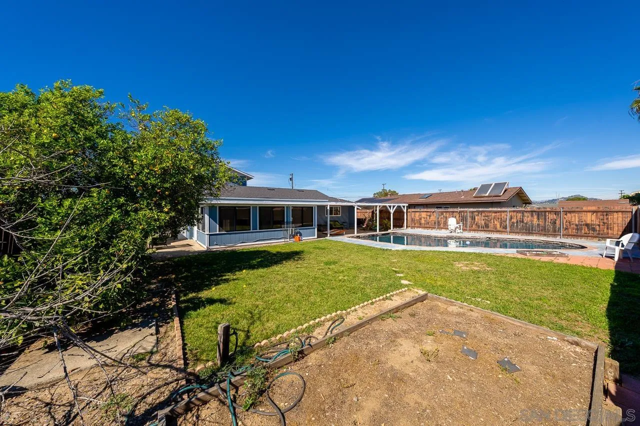 https://cdn.realtyfeed.com/cdn/127/250044555/ecf10ec969bf9639b6cf7eaecf7ee051.webp