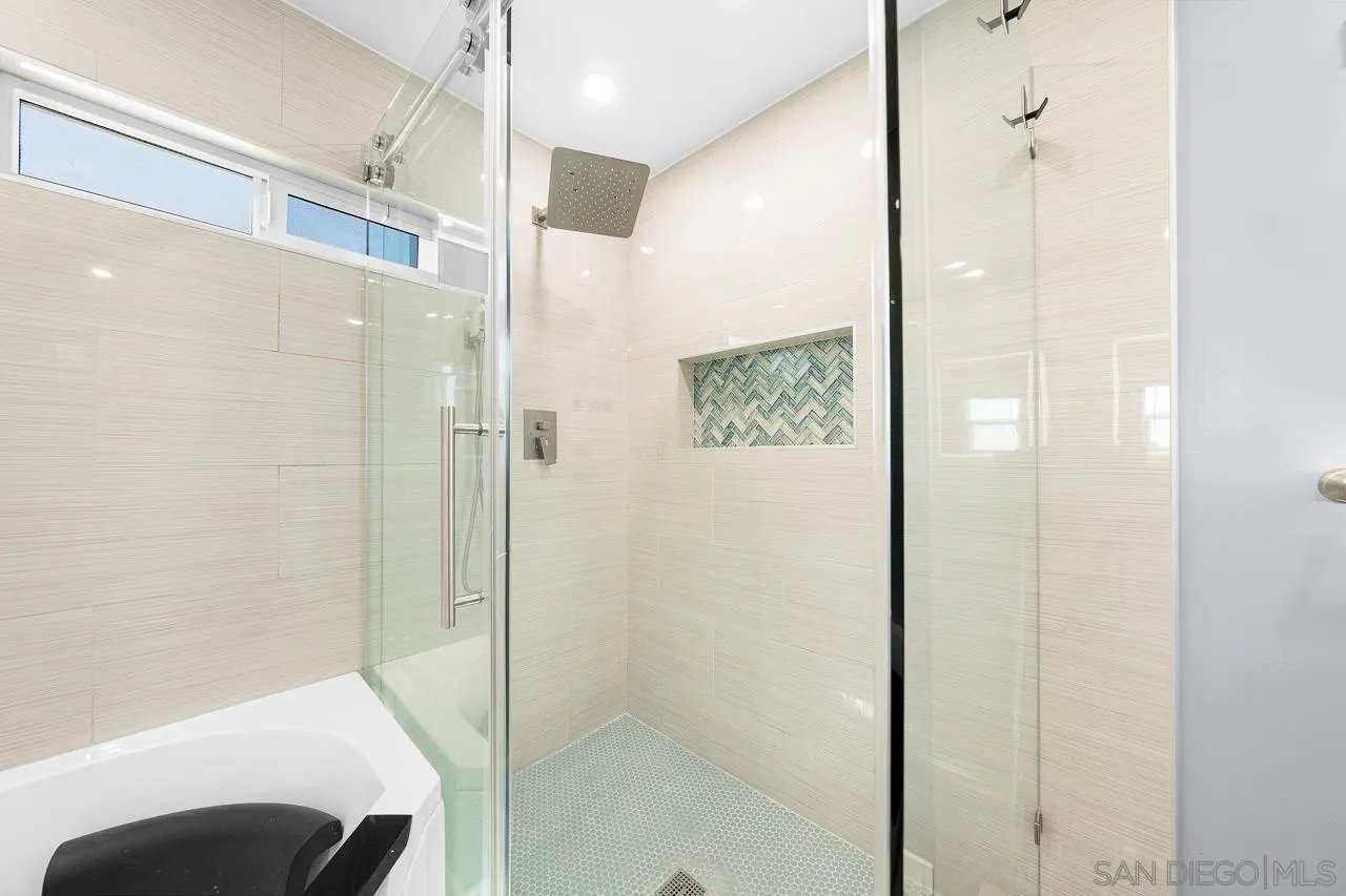 https://cdn.realtyfeed.com/cdn/127/250044555/efcf9762351a63b4c78885c2c1710558.webp