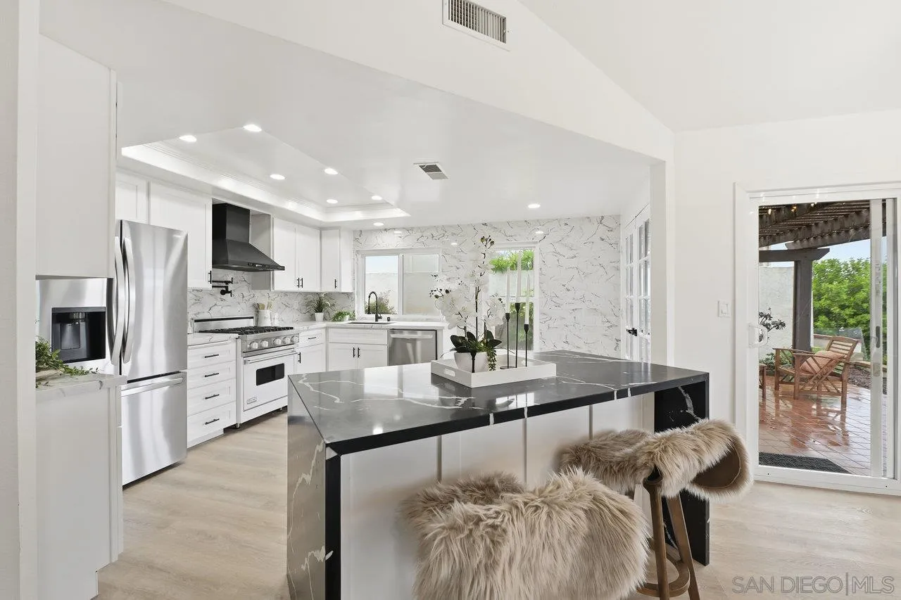 https://cdn.realtyfeed.com/cdn/127/250044584/b724235add238b0b28c2d4a870330422.webp