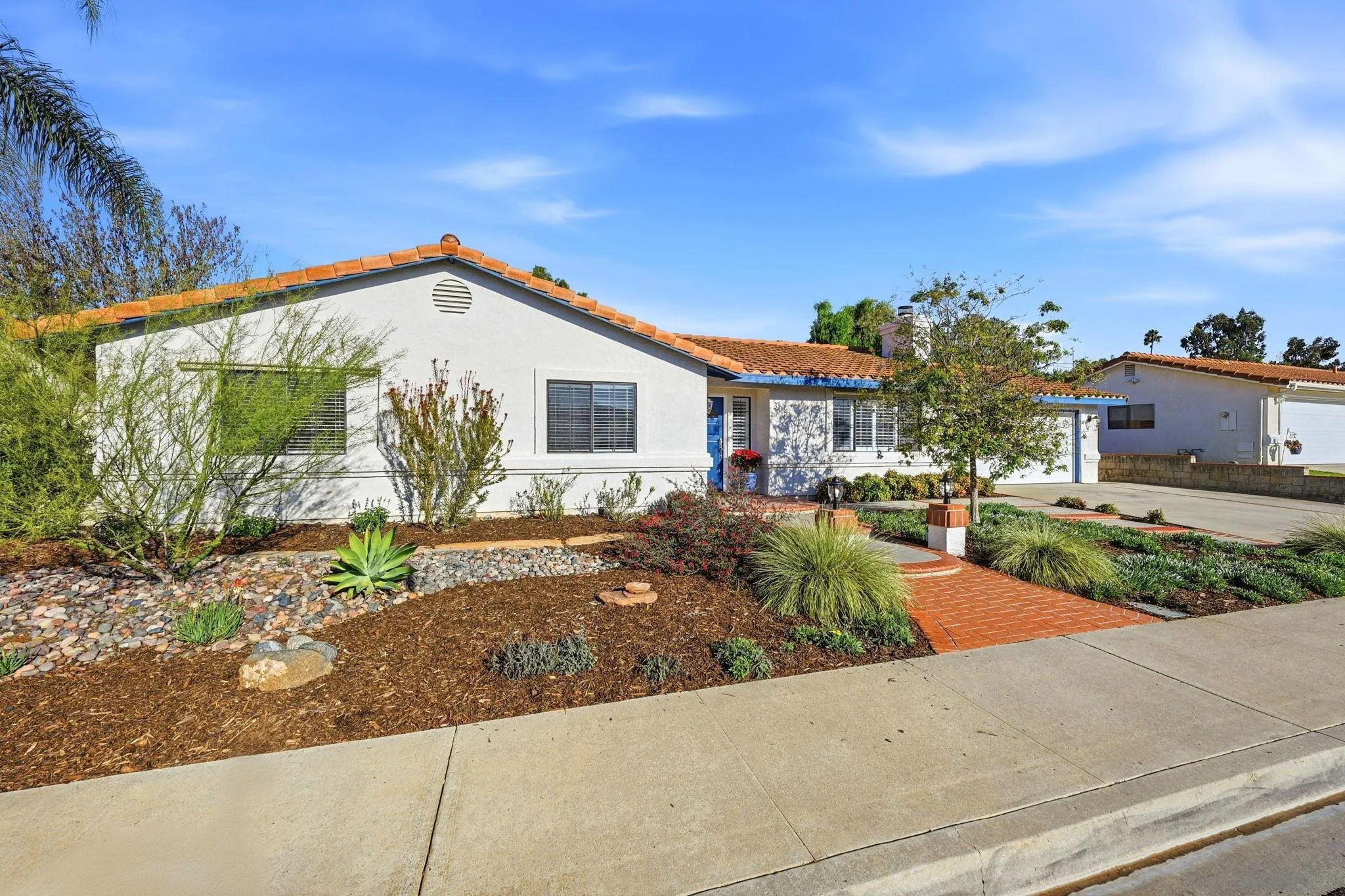 https://cdn.realtyfeed.com/cdn/127/250044589/0c5fbccc02a7116012c12020ac428841.webp
