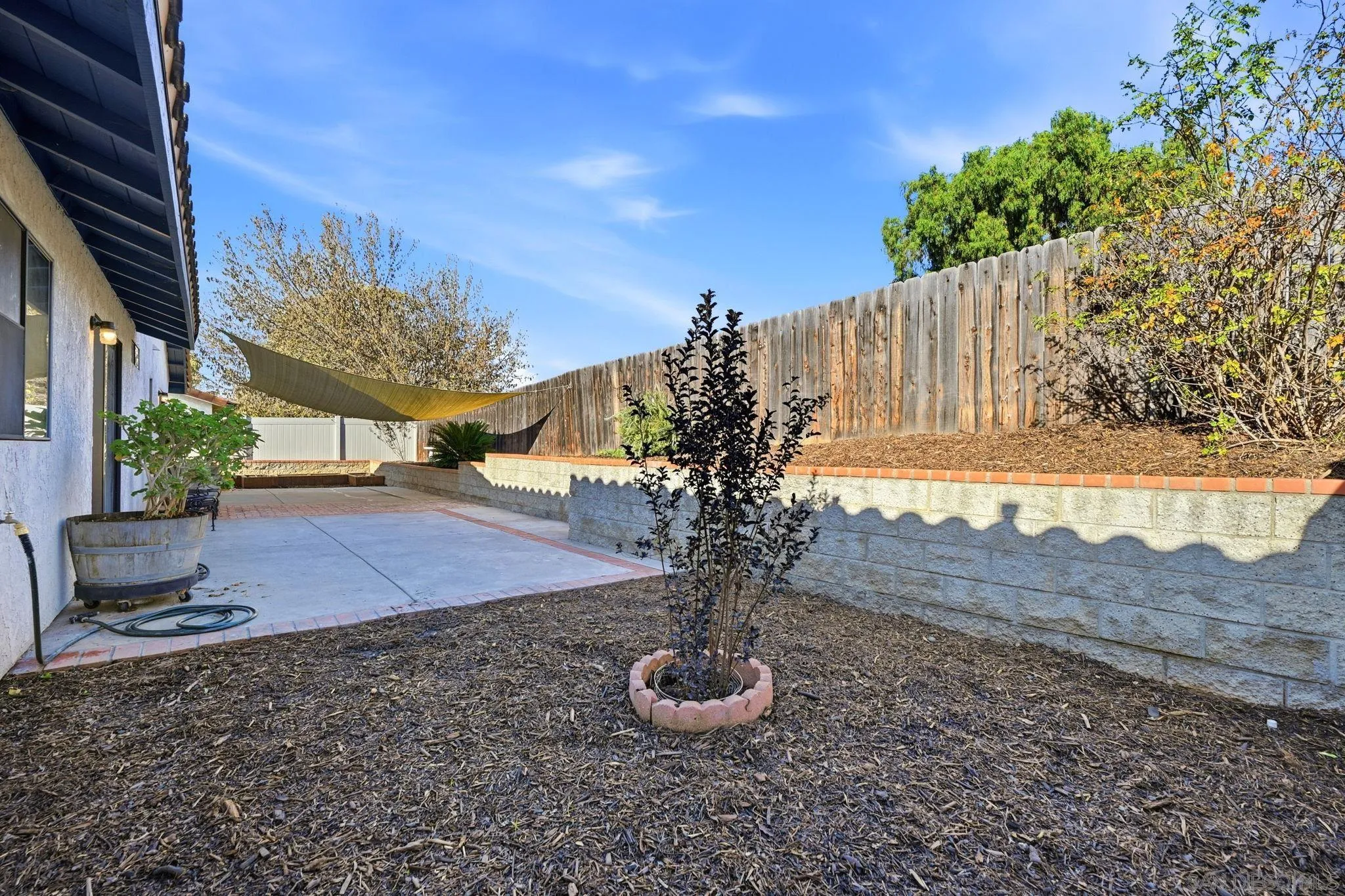 https://cdn.realtyfeed.com/cdn/127/250044589/b18ab682c7930120df205381164dc699.webp