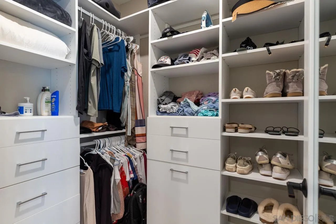 Photo #11: 250044593 Listing: Photo #11