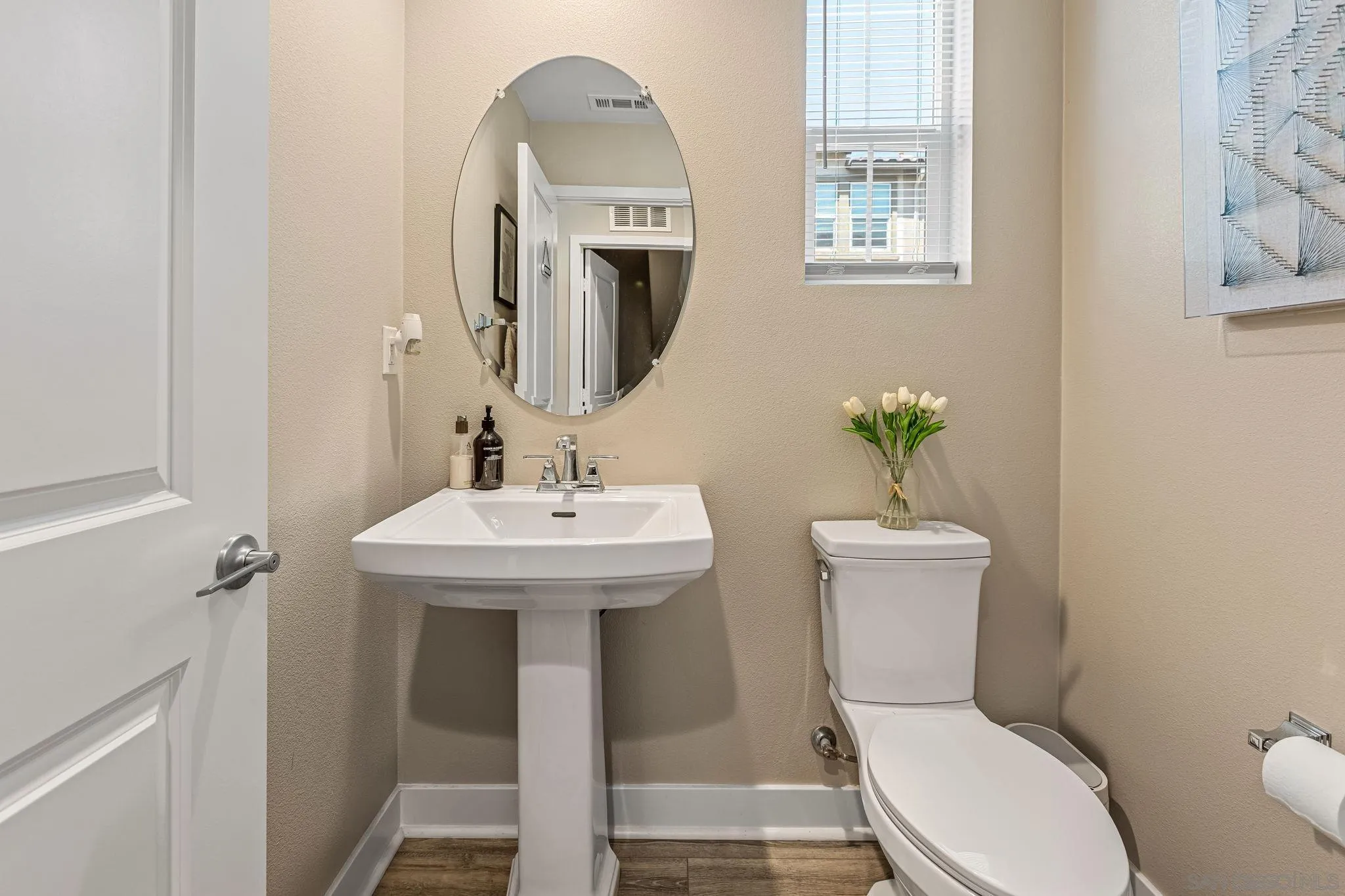 Photo #9: 250044624 Listing: Photo #9