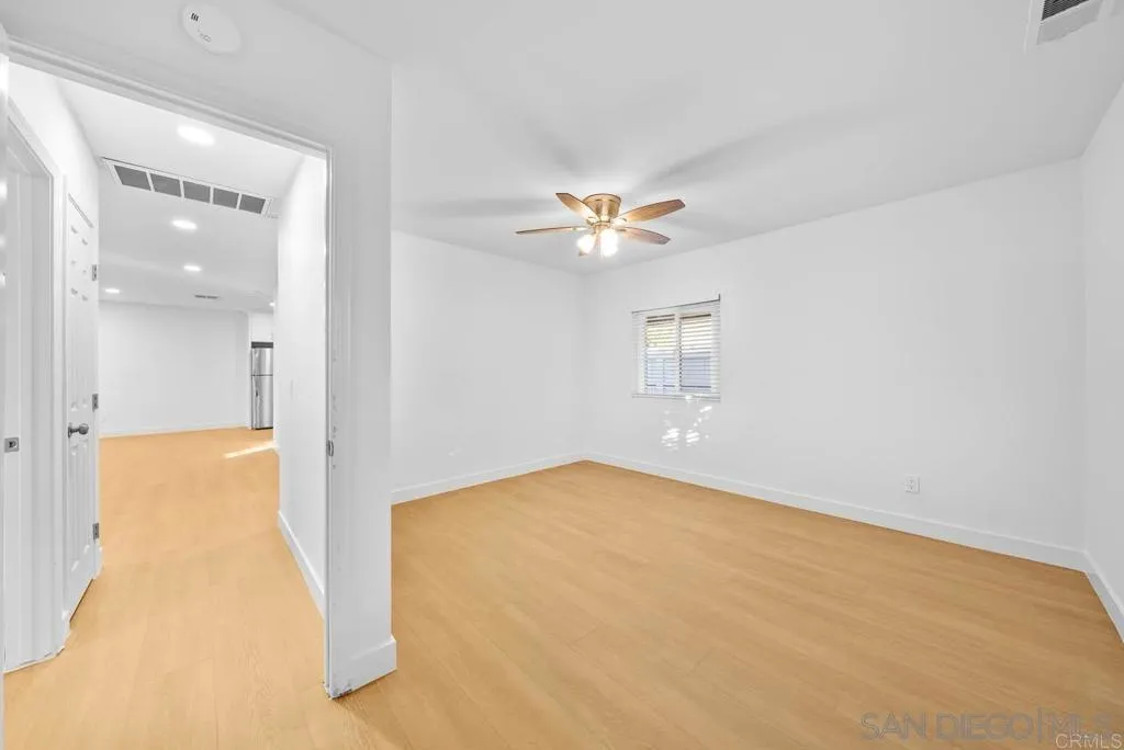 Photo #33: 250044655 Listing: Photo #33