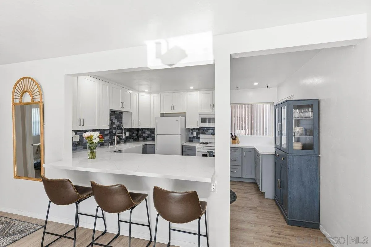 Photo #6: 250044669 Listing: Photo #6