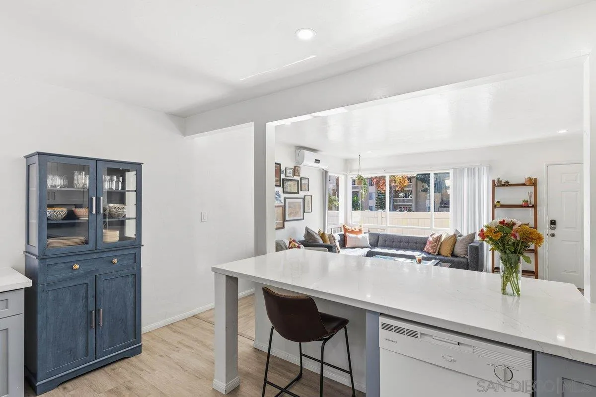 Photo #5: 250044669 Listing: Photo #5