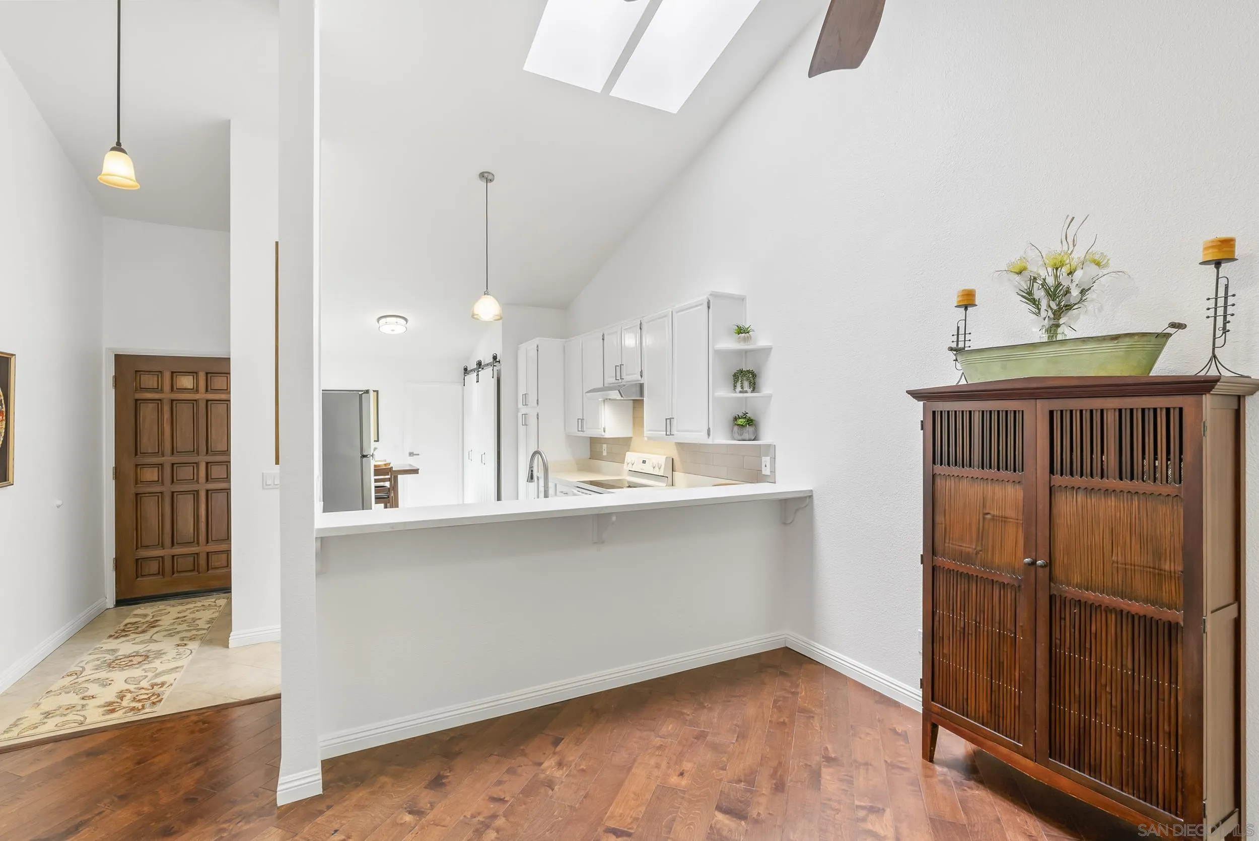 Photo #8: 250044671 Listing: Photo #8