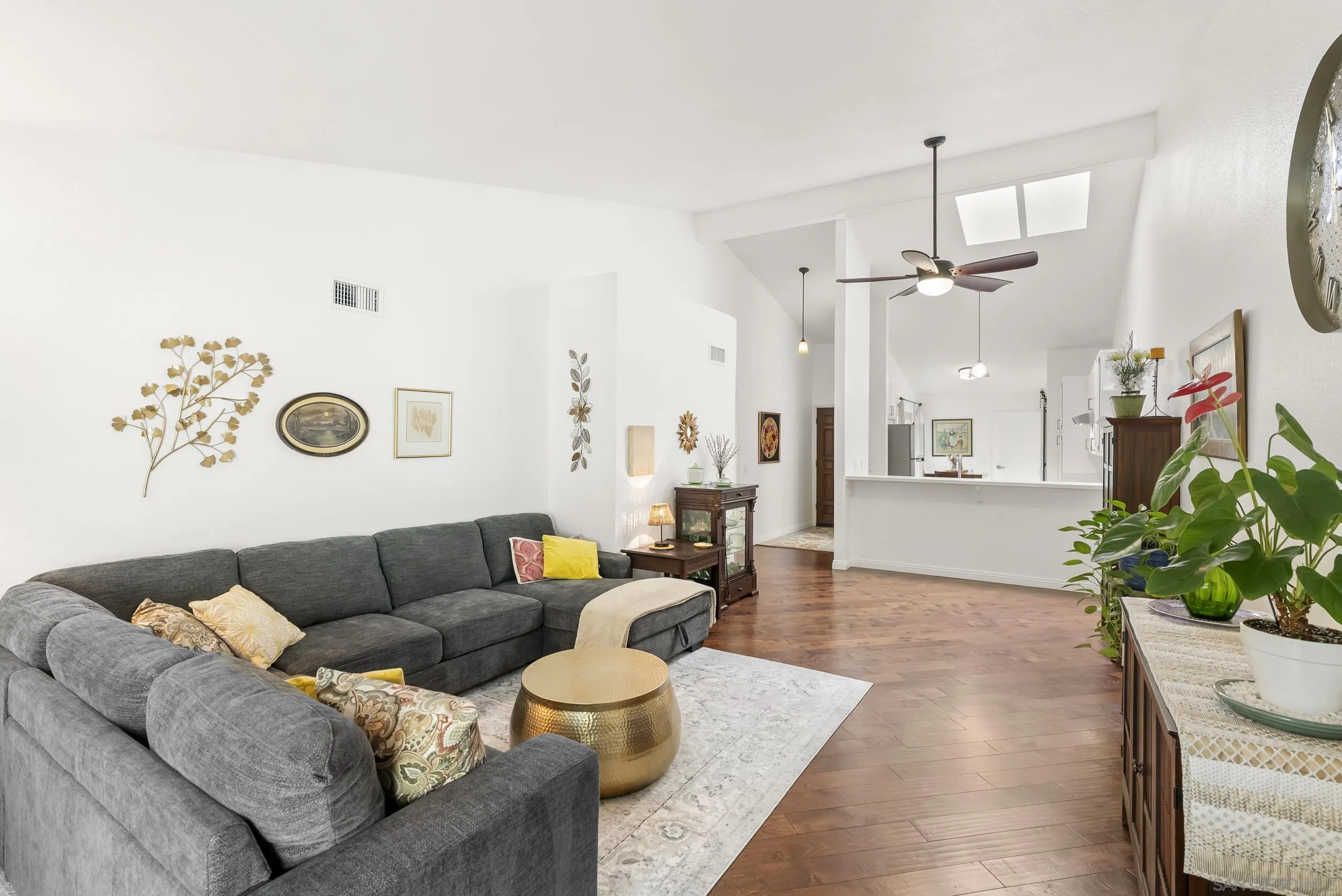 Photo #23: 250044671 Listing: Photo #23