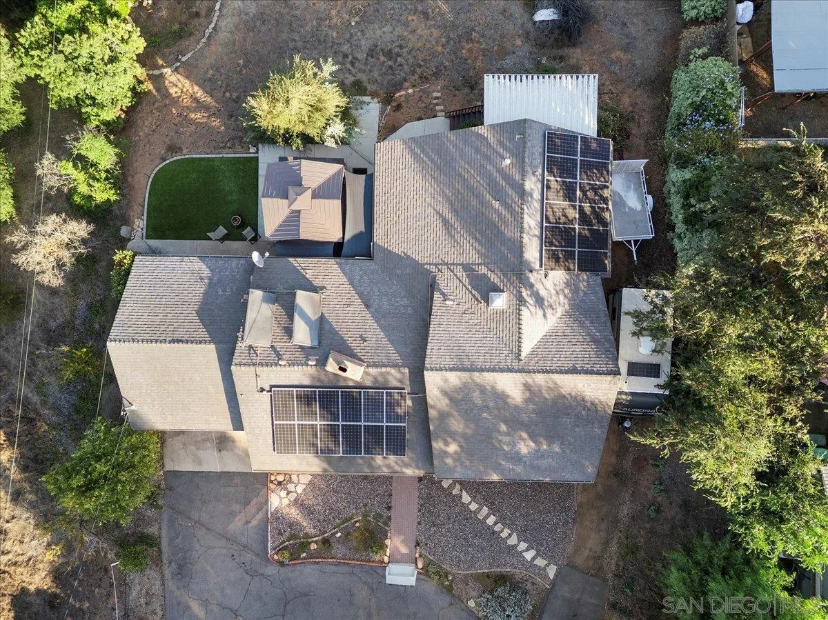 https://cdn.realtyfeed.com/cdn/127/250044679/3f27aa02e5d8f8793b195198548f6a39.webp