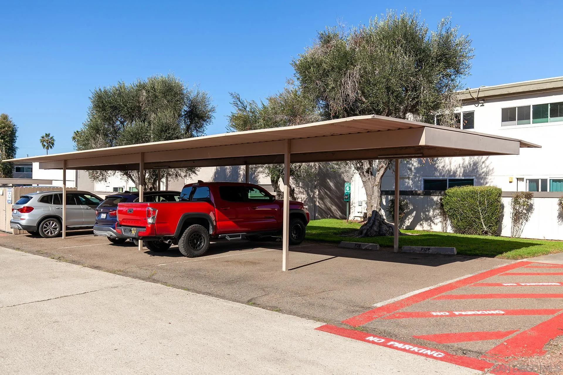 Photo #33: 250044681 Listing: Photo #33